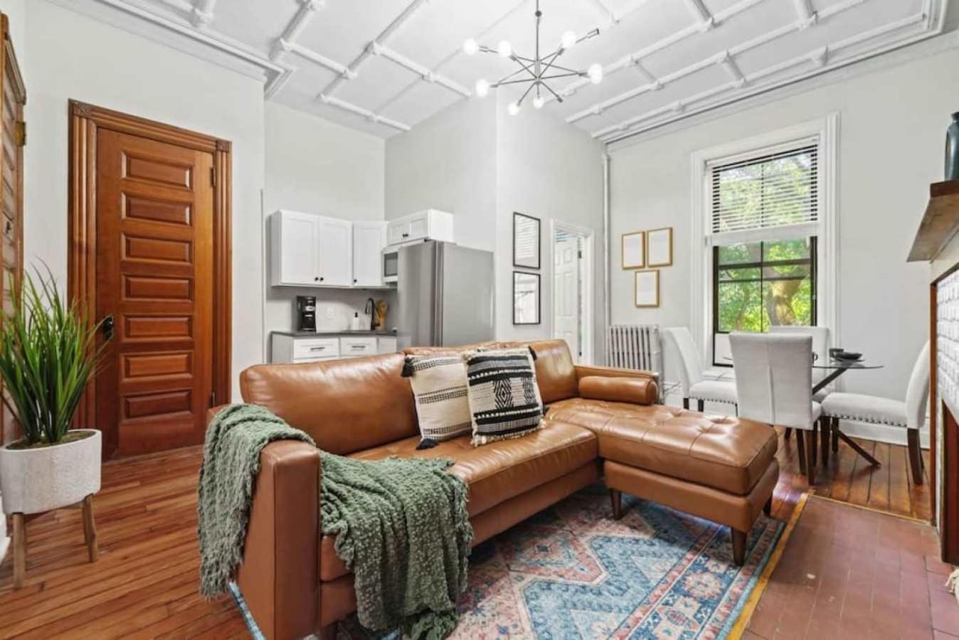 Newly Renovated 2br Haven Appartement *