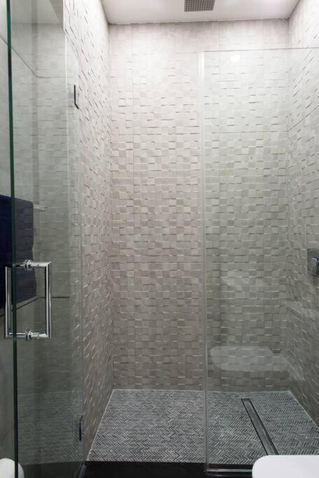 78-1d New Junior 1 Bedroom Prime Ues- Wd In Unit Appartement New York
