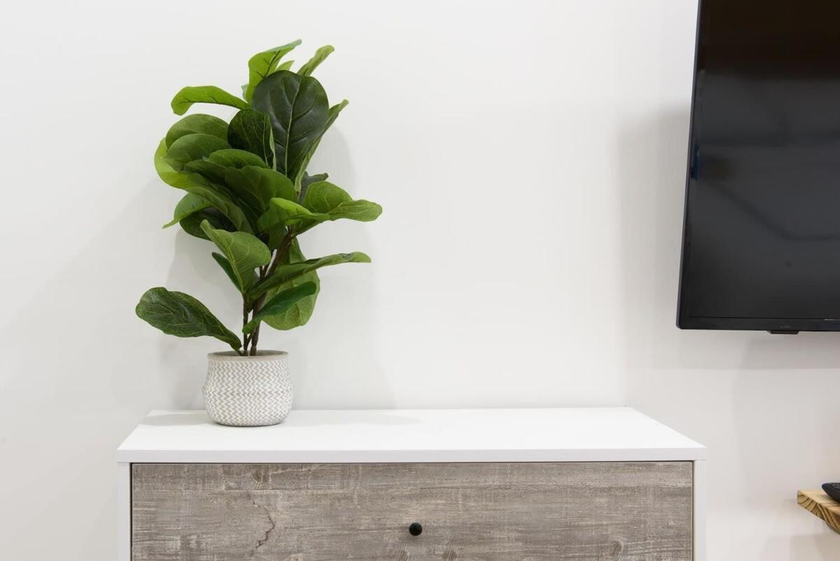 1597-12 New Prime Ues Wd In Unit Apartment New York