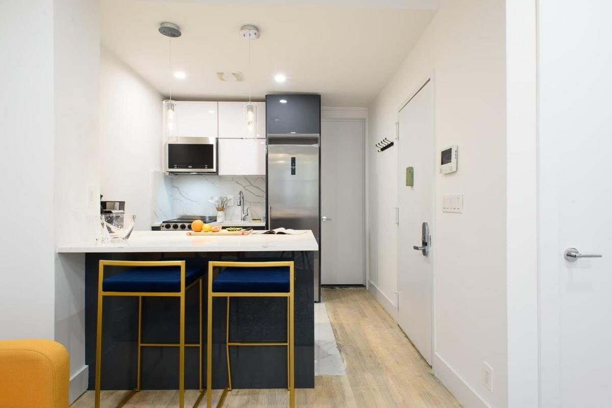 Apartment 1597-12 New Prime Ues Wd In Unit New York