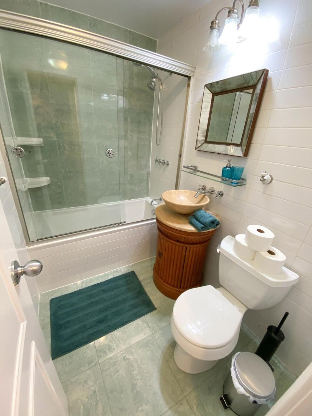 Appartement Spacious 4br 2ba With Private Outdoor Space Uws *