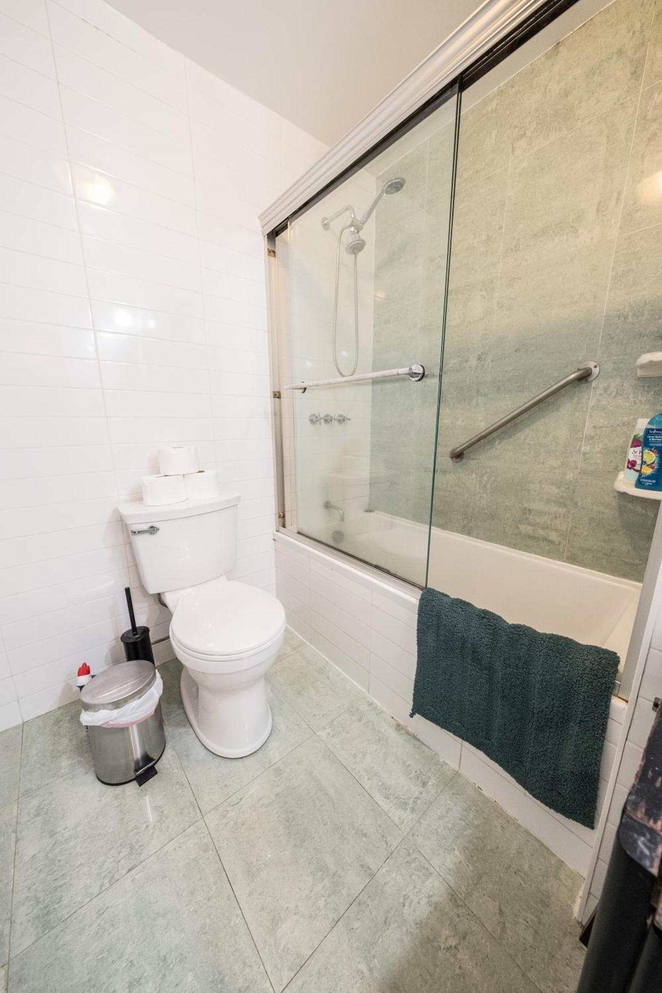 Appartement Spacious 4br 2ba With Private Outdoor Space Uws *