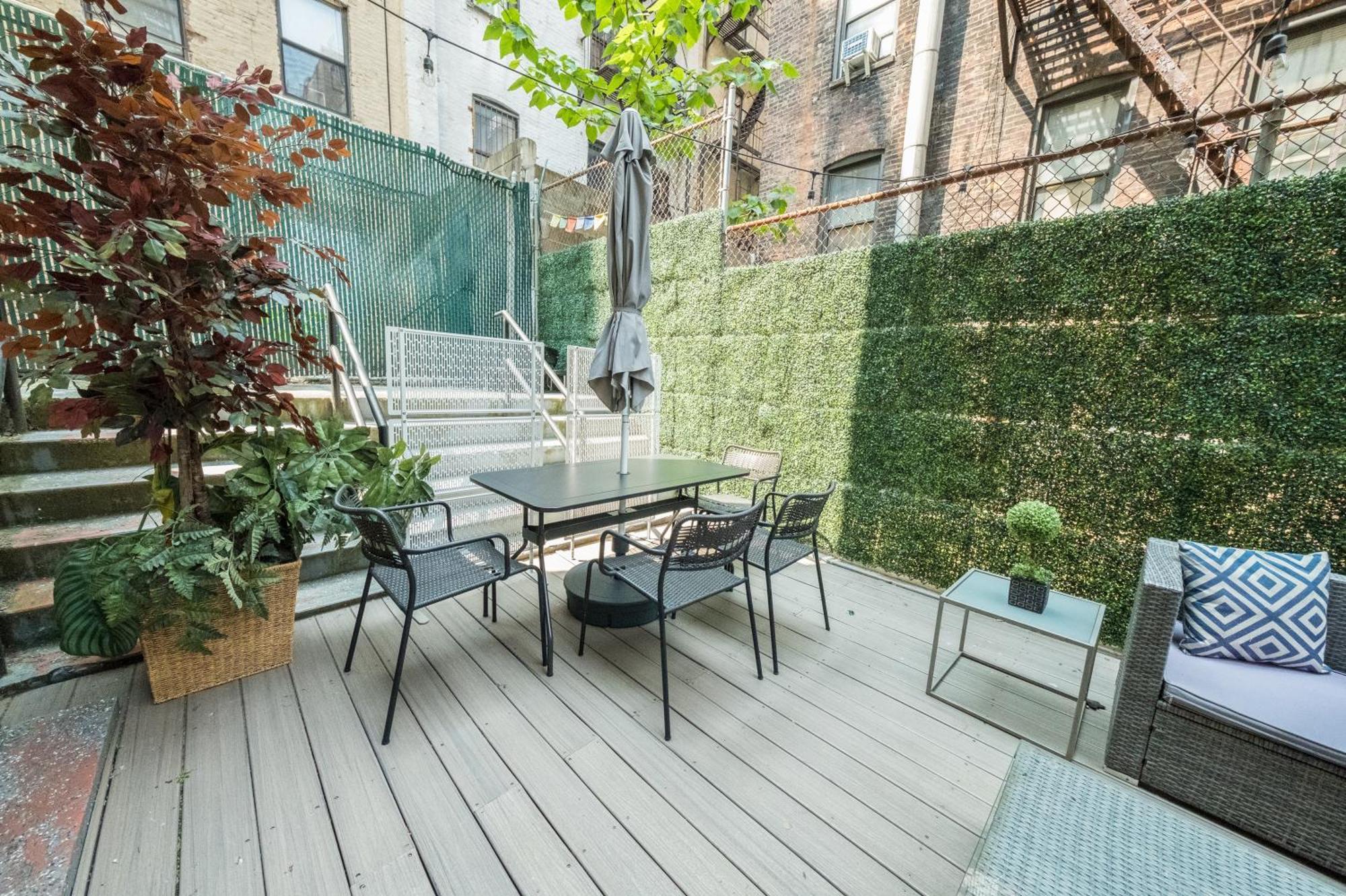 Spacious 4br 2ba With Private Outdoor Space Uws Appartement