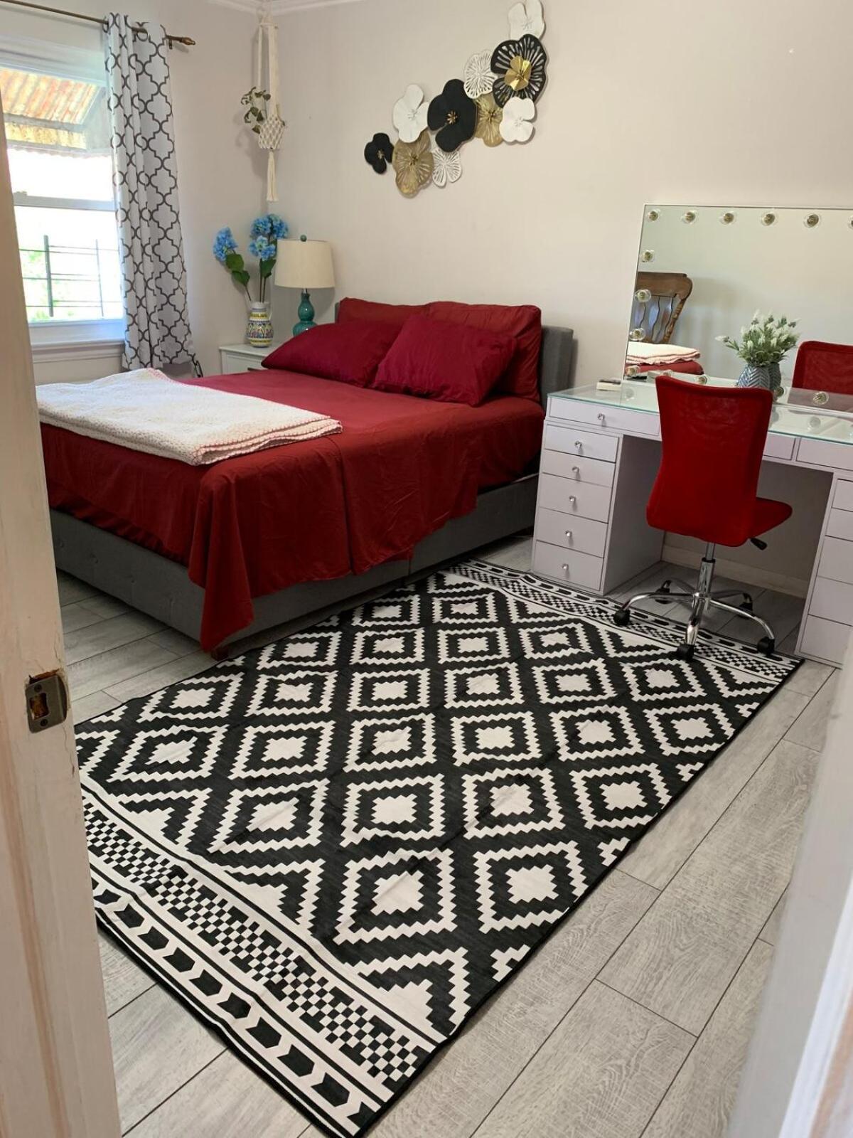 Séjour chez l'habitant Cheerful 2 Bed In Heart Of Queens
