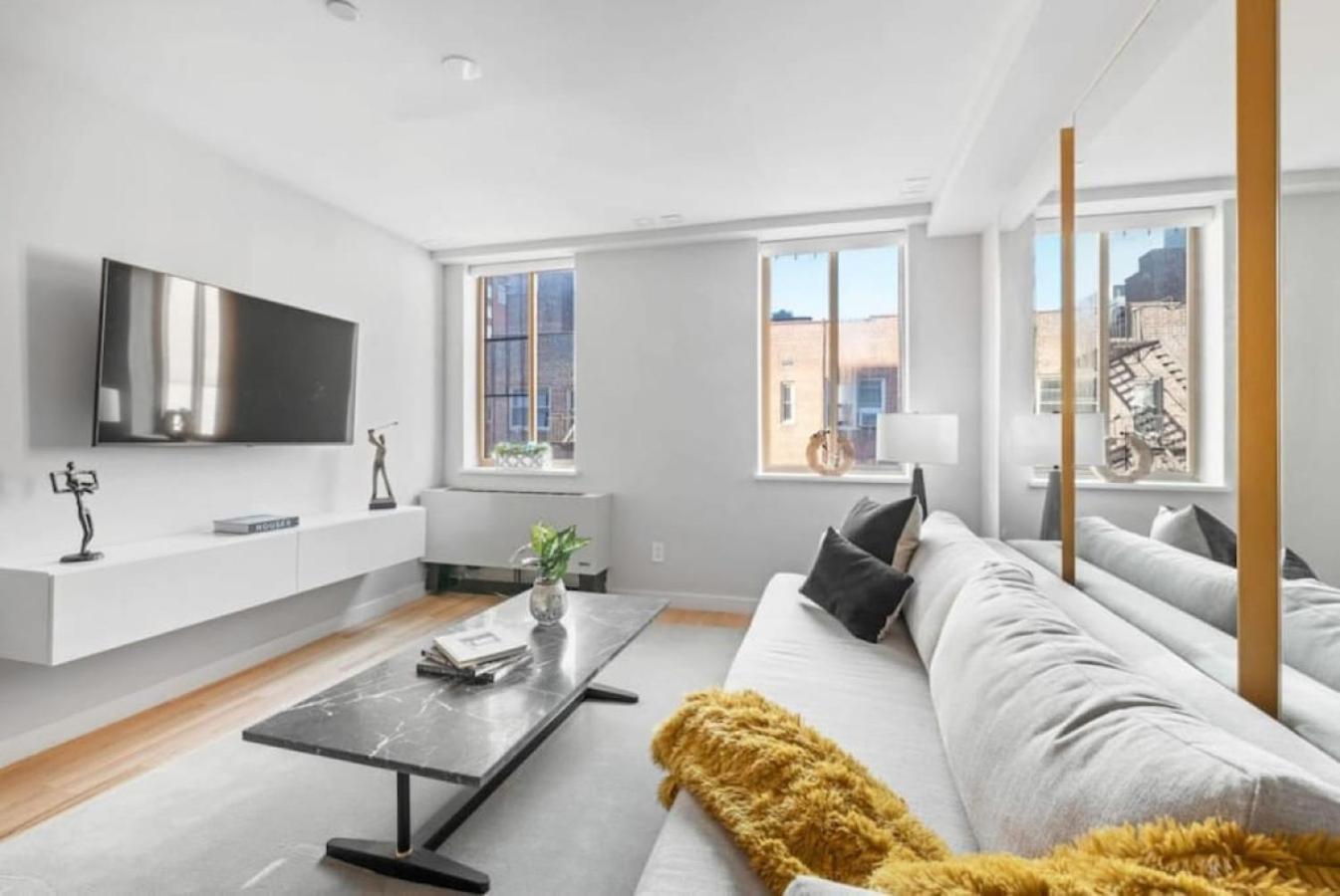 3br Penthouse With Massive Private Rooftop Appartement New York