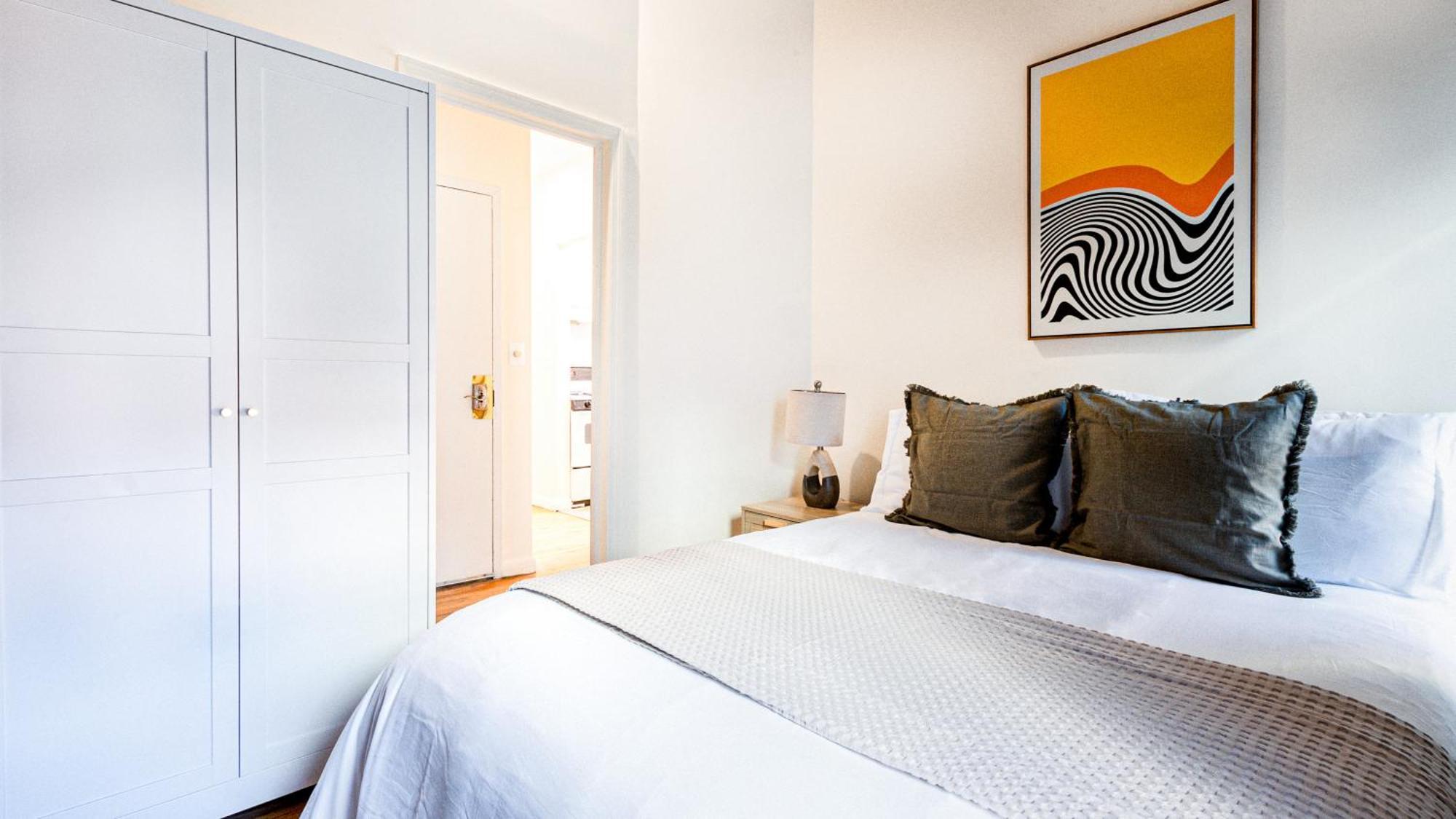 Unbeatable & Cozy 4bdr & 1 Bth In Manhattan Appartement