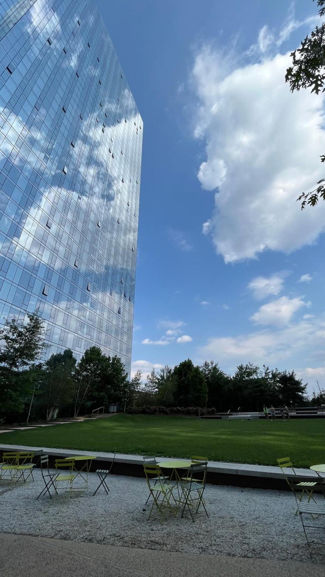 Luxury 2 Bedrooms 2 Bathrooms Corner Breathtaking Views Modern Retreat * New York