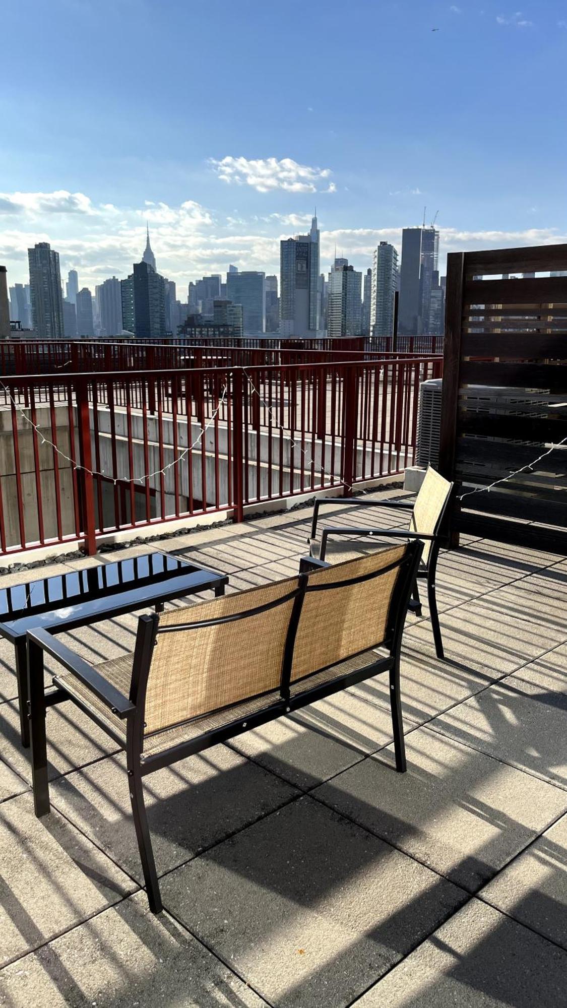 5 Mins To Midtown New Luxury Corner 2b2b With Amazing View Apartment *