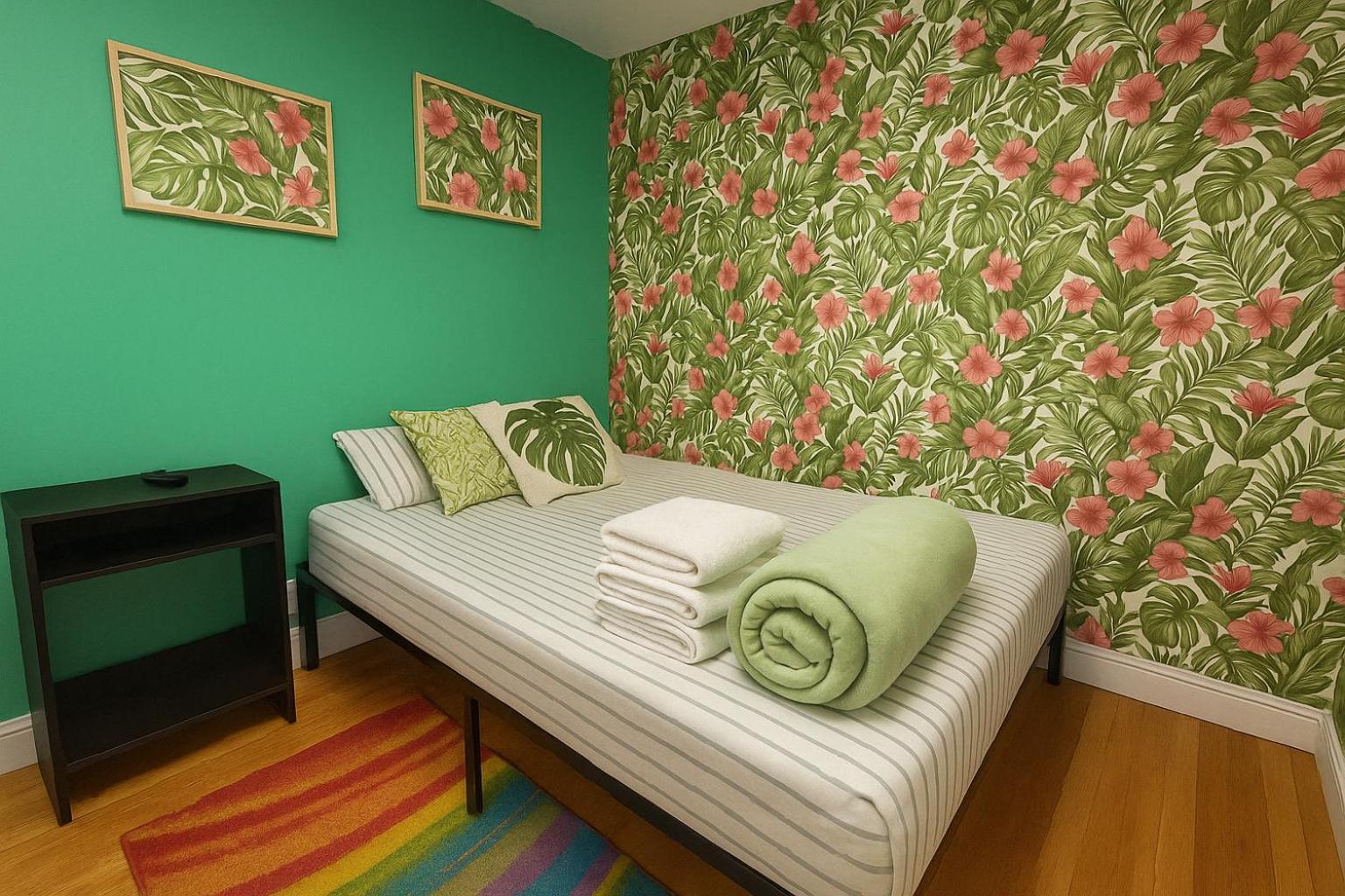 Tropical Comfort In Harlem Cozy With Snacks & Style Apartment *
