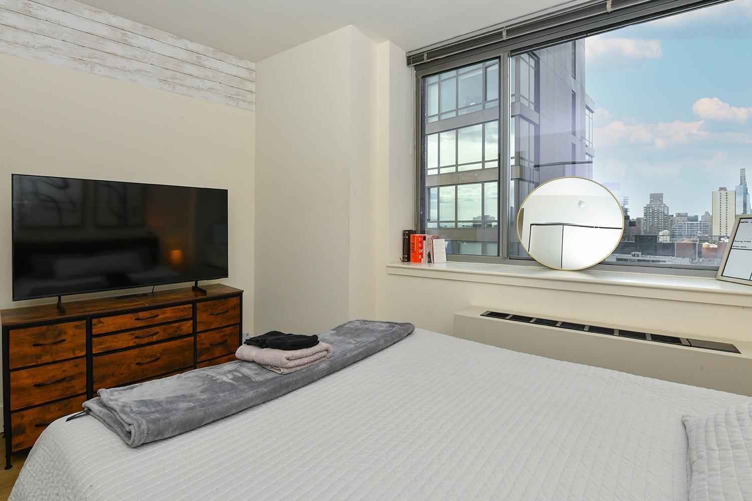 Modern Times Square 1 Bedroom Retreat * New York