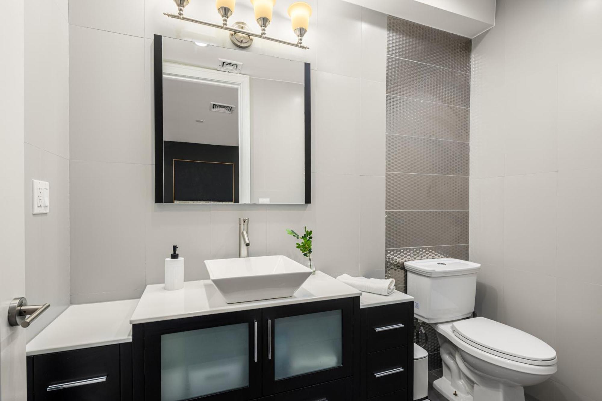 Apartment Stylish 3br Designer In Harlem! New York