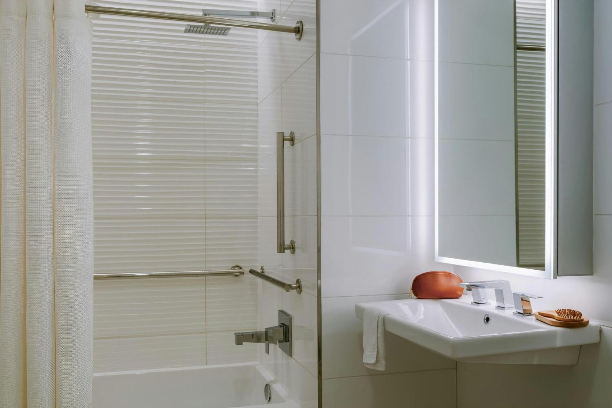 Sonder By Marriott Bonvoy Battery Park Financial District Aparthotel New York