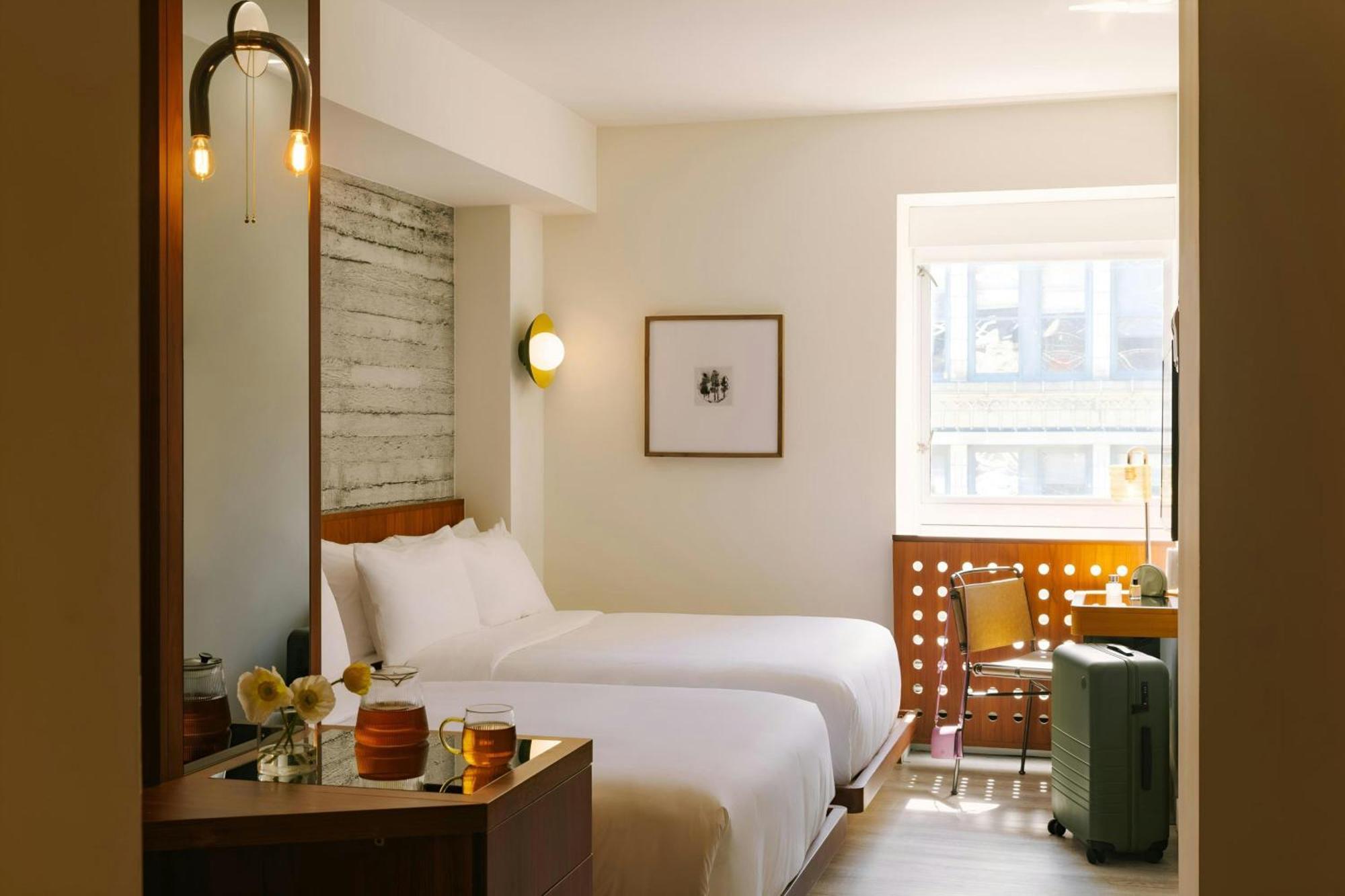 Henri On 24 Chelsea, Sonder By Marriott Bonvoy Hotel New York