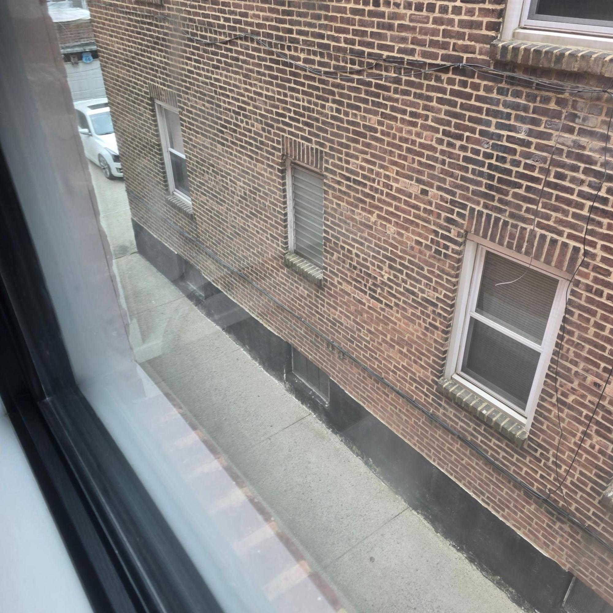 Guest house Astoria, Steps Away From Manhattan New York