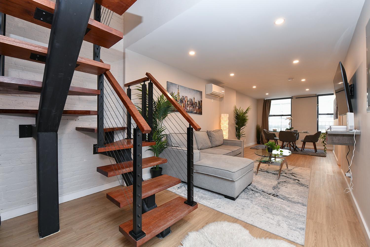 Luxury Five Br Chic Duplex In The Heart Of Soho Apartment *
