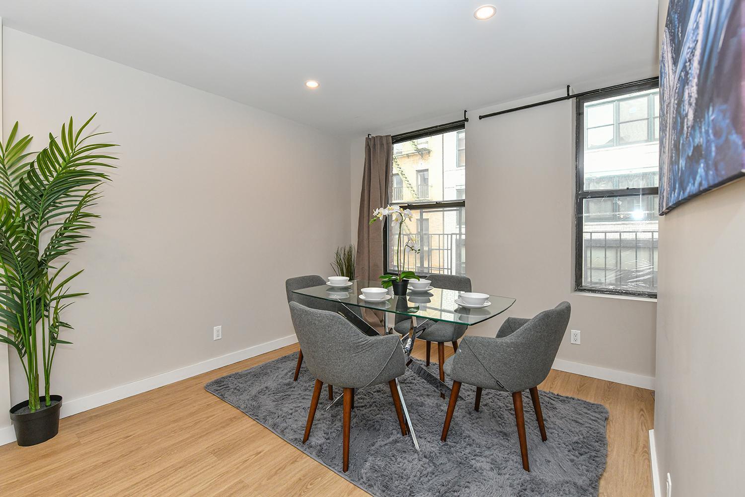 Luxury Five Br Chic Duplex In The Heart Of Soho Apartment