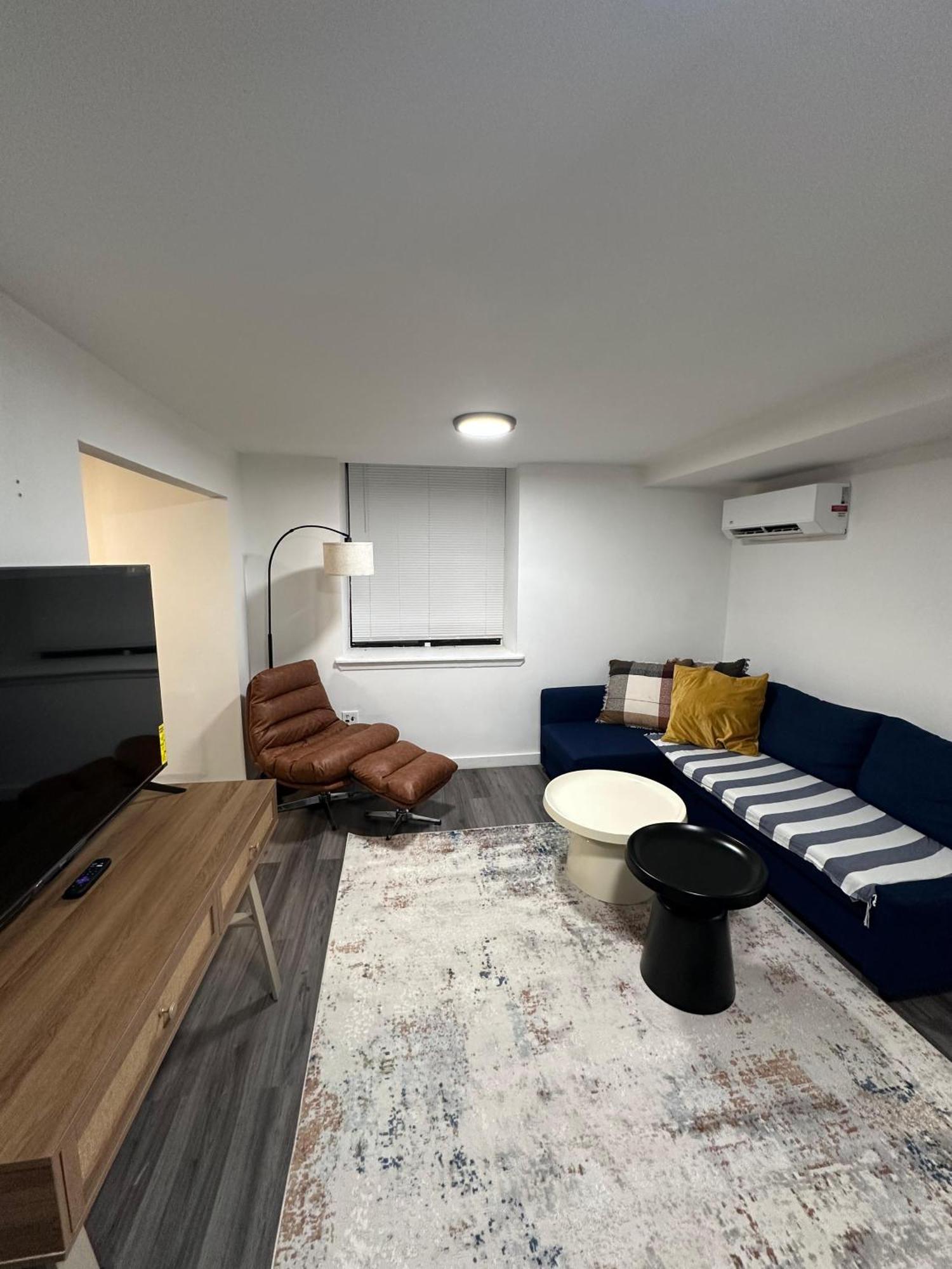 3bd Cozy Unit Next To Park *
