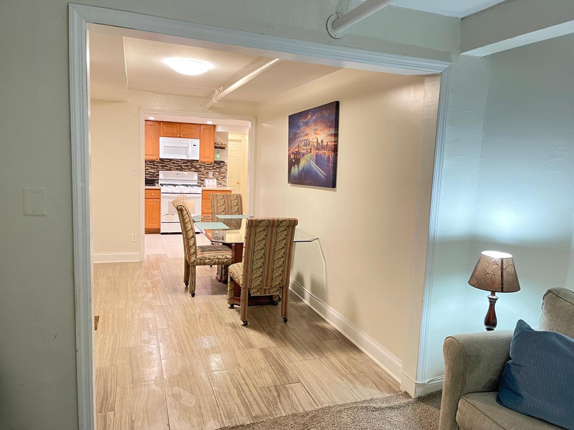 Monthly In Manhattan