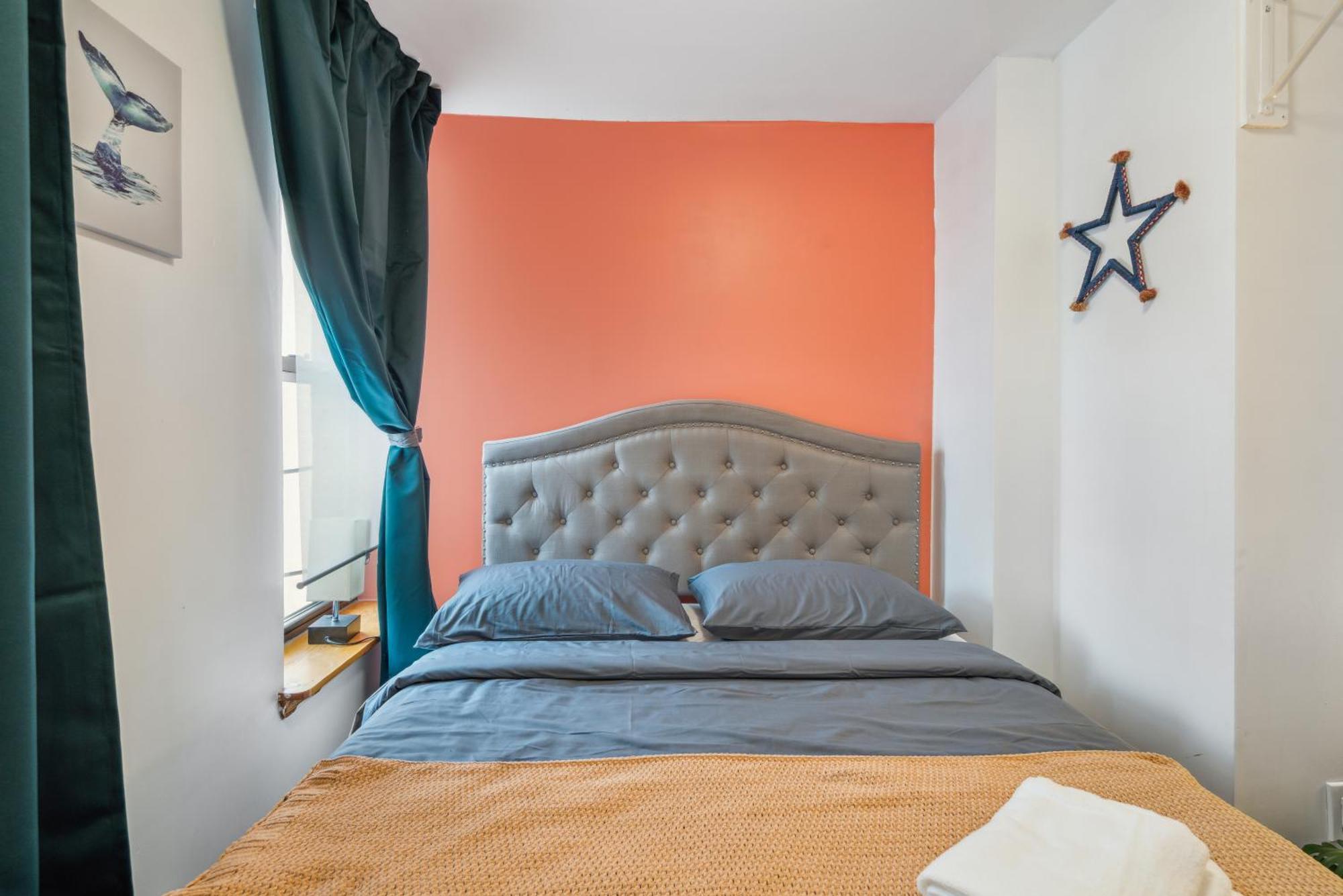 Spacious 4br In Lower Manhattan Apartment