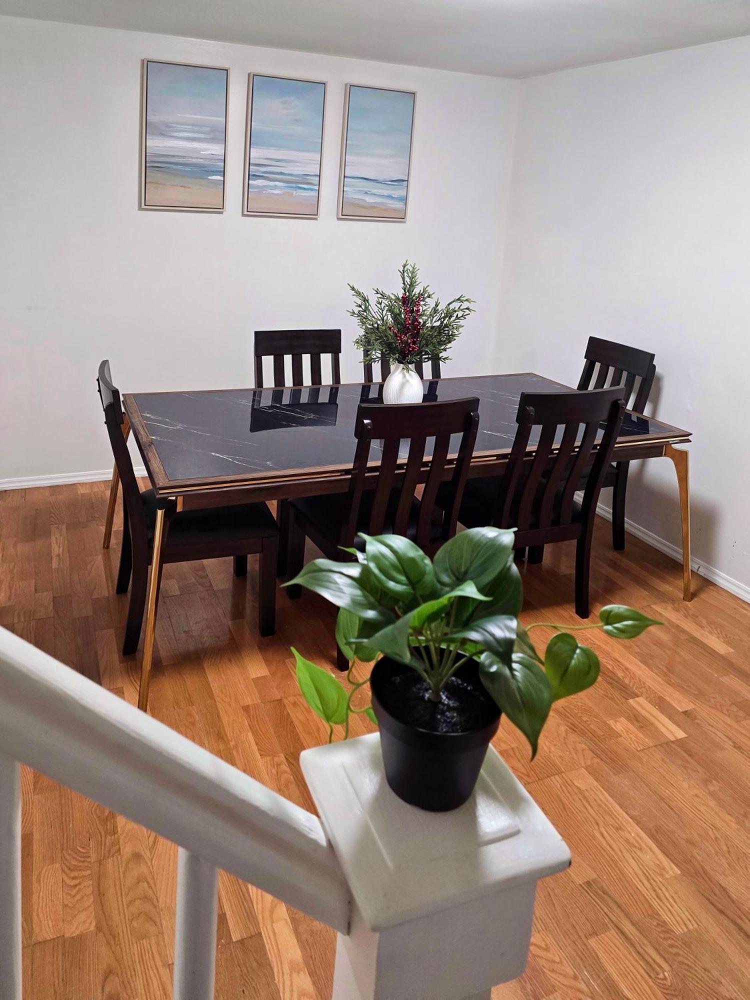 Apartment Farjahan's *