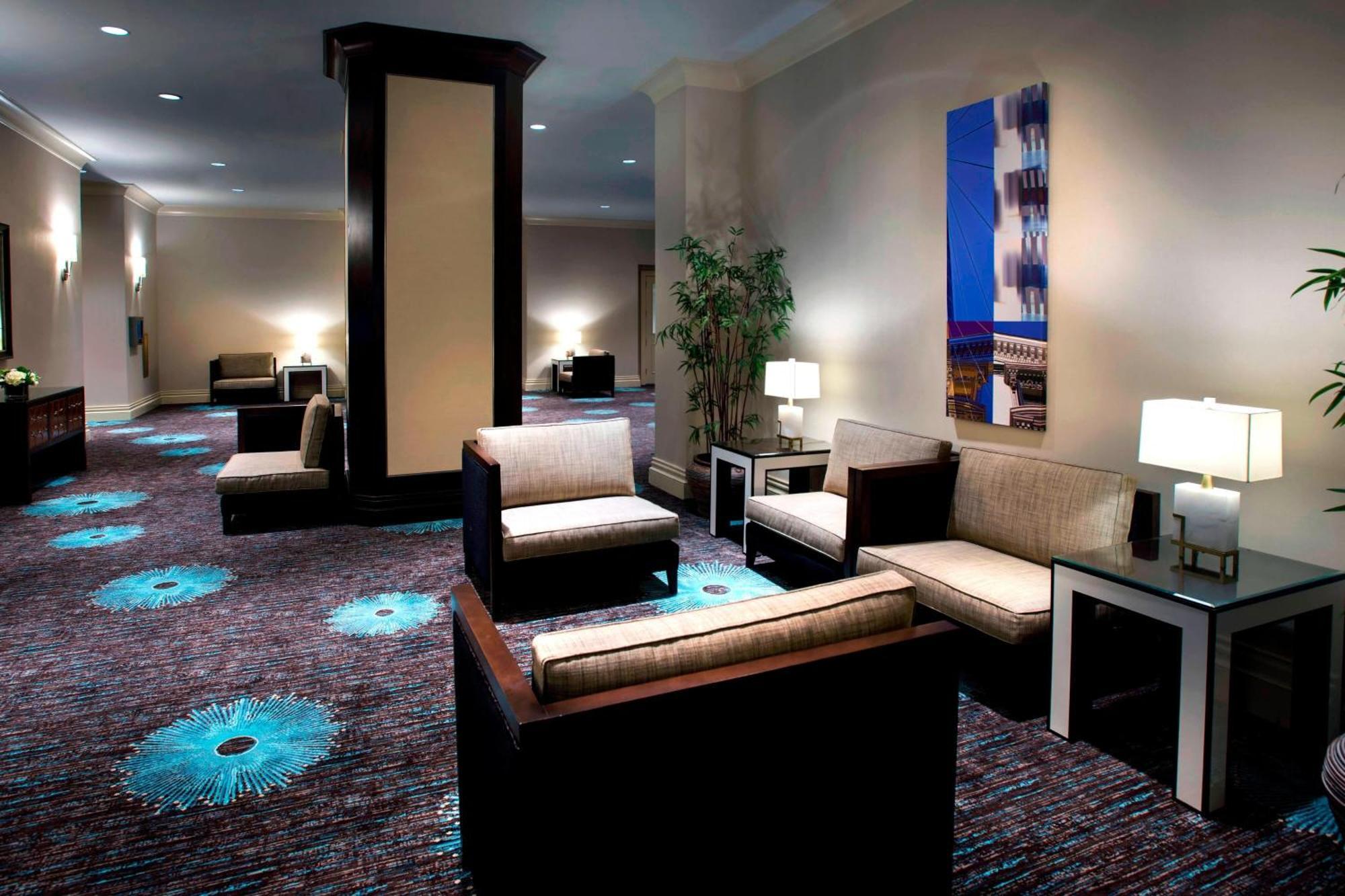 Marriott Downtown Hotel 4*