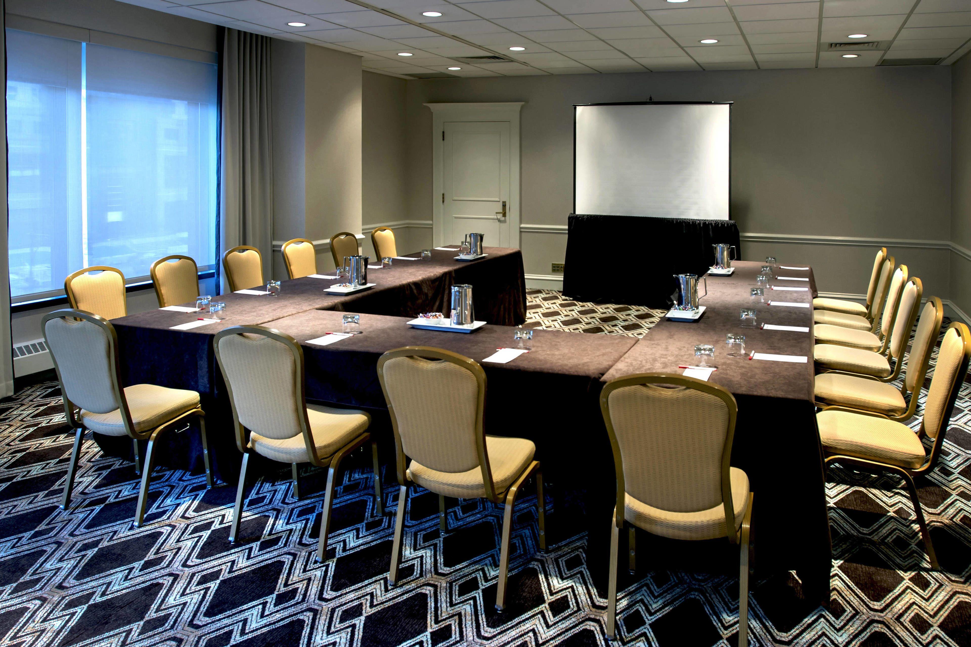 Marriott Downtown Hotel 4*