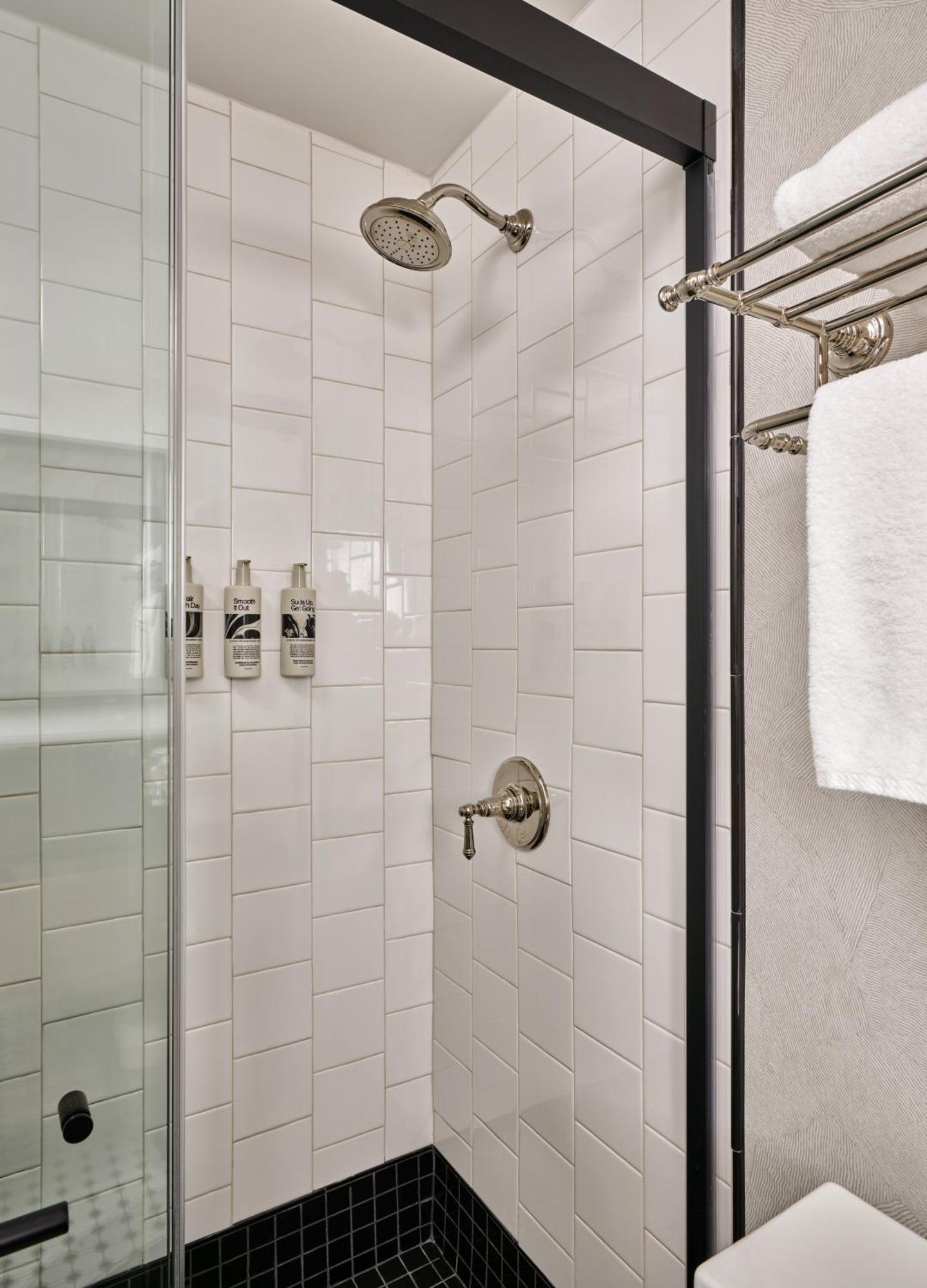 Romer Hell's Kitchen 4*