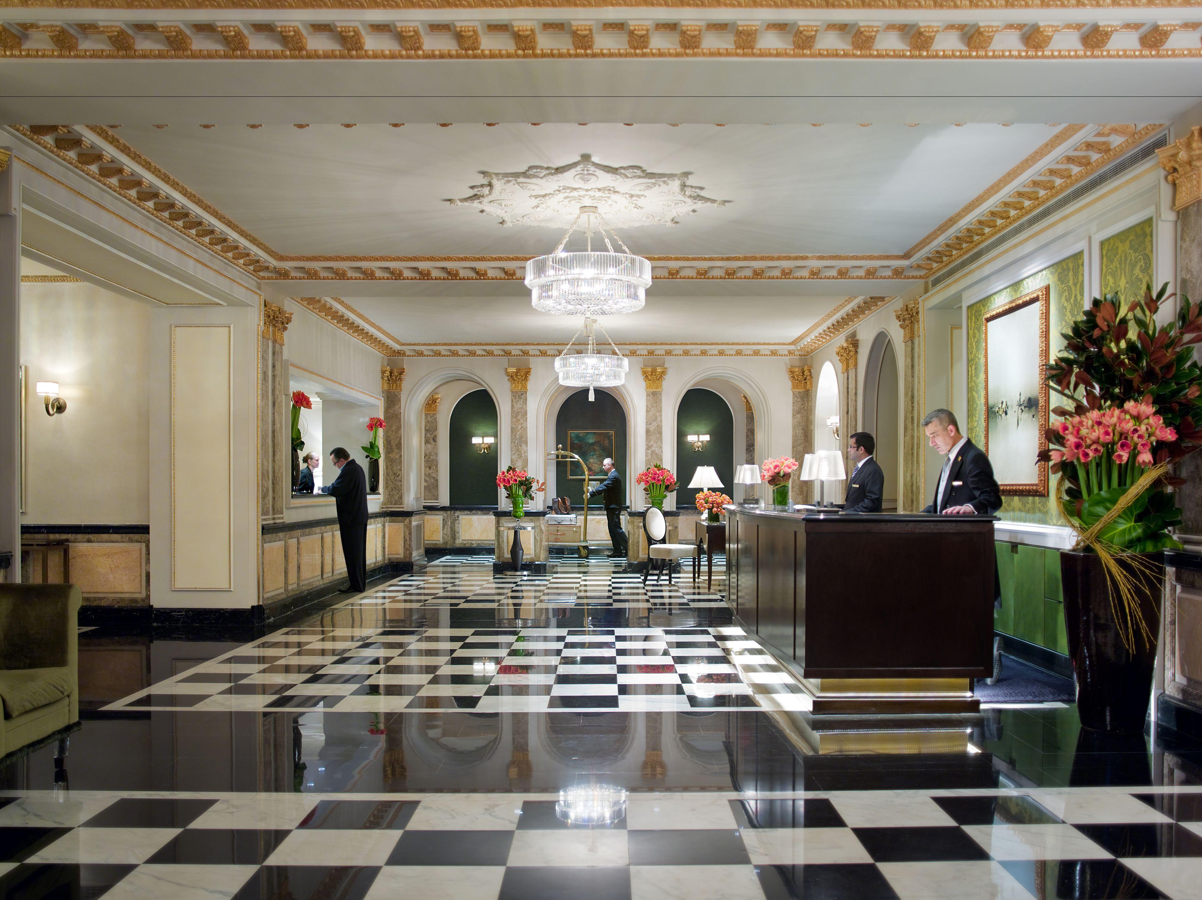 Hotel The Pierre, A Taj Hotel, 5*