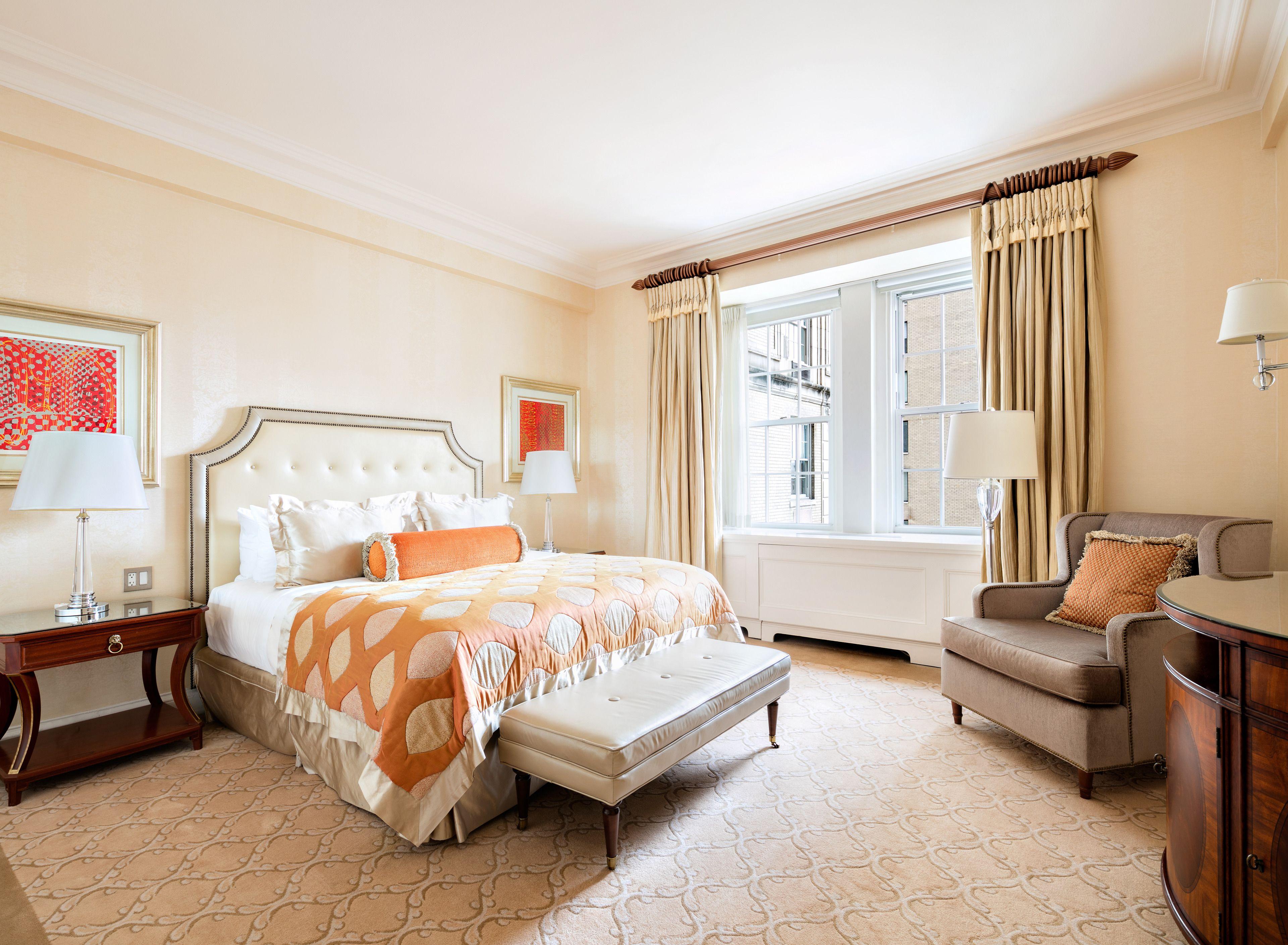 Hotel The Pierre, A Taj Hotel,
