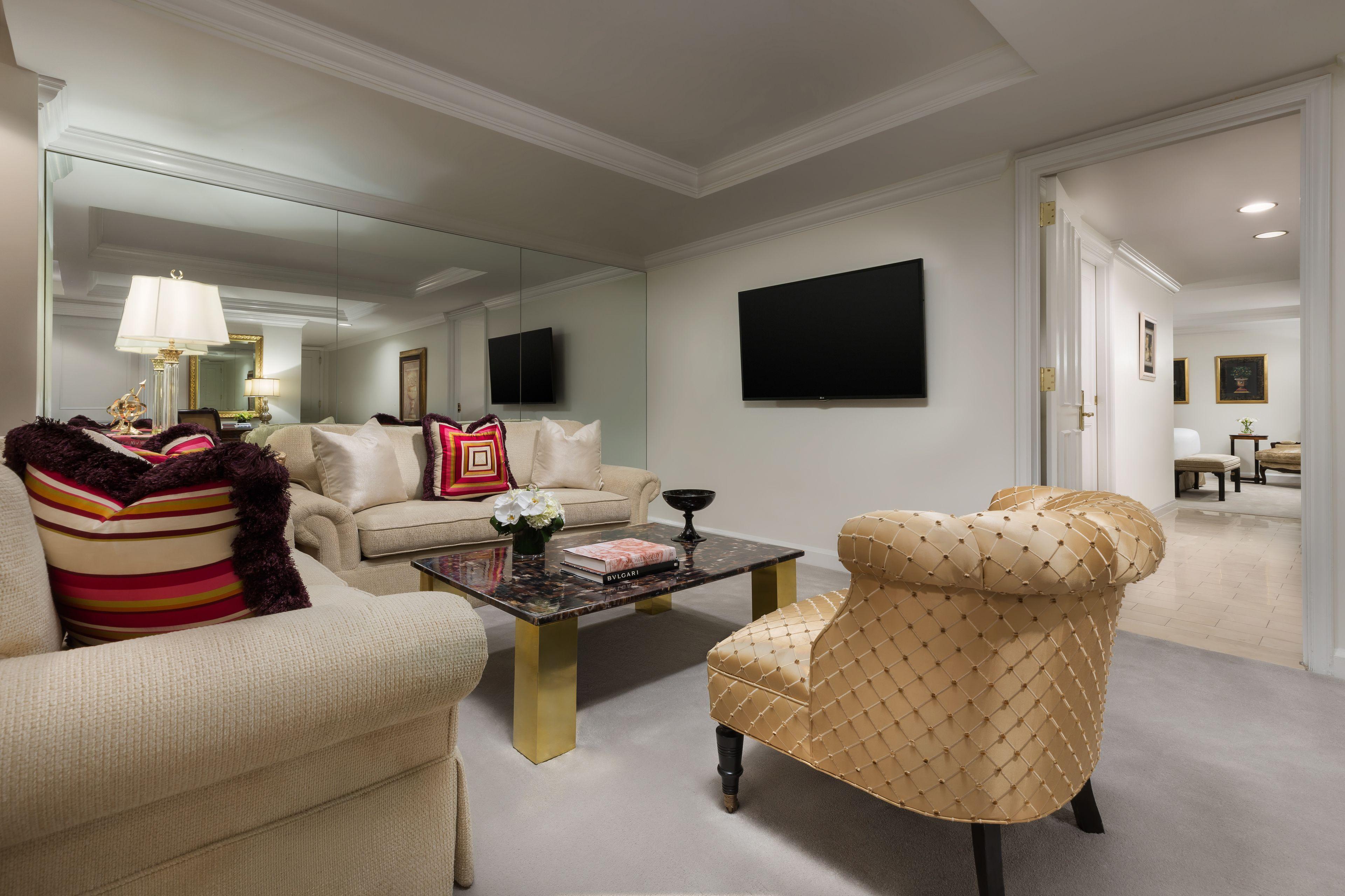 The Michelangelo Hotel 4*