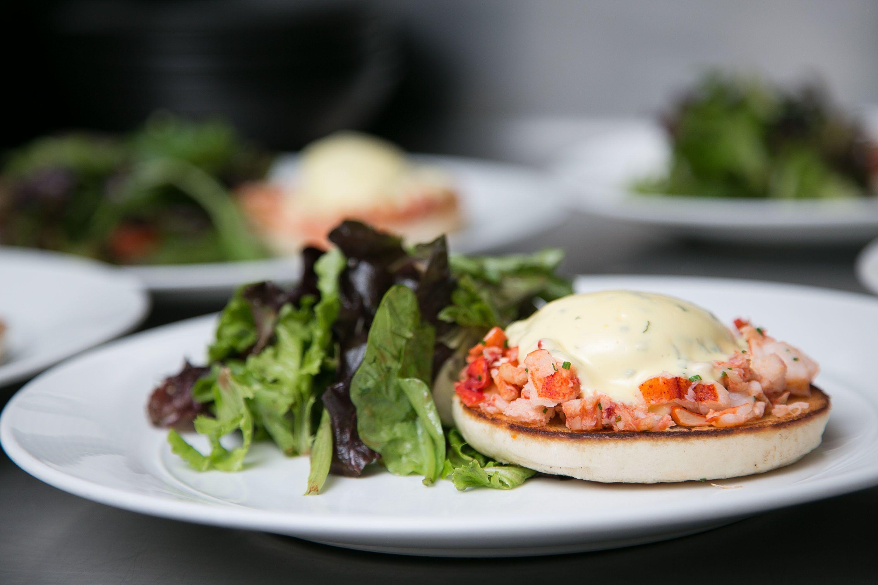 Hyatt Grand Hotel 4*