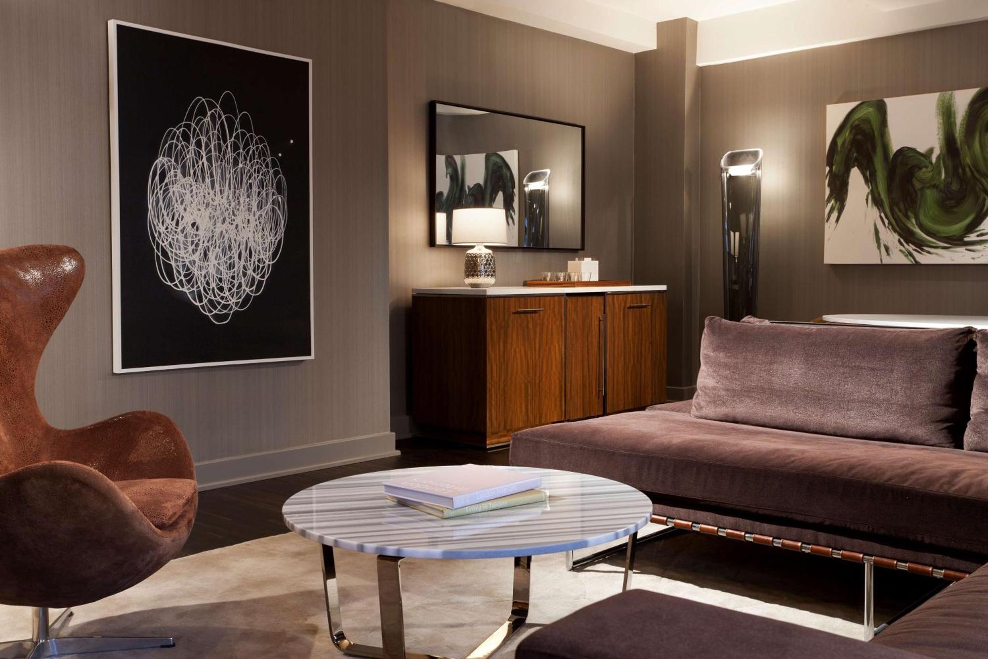 Hyatt Grand Hotel 4*