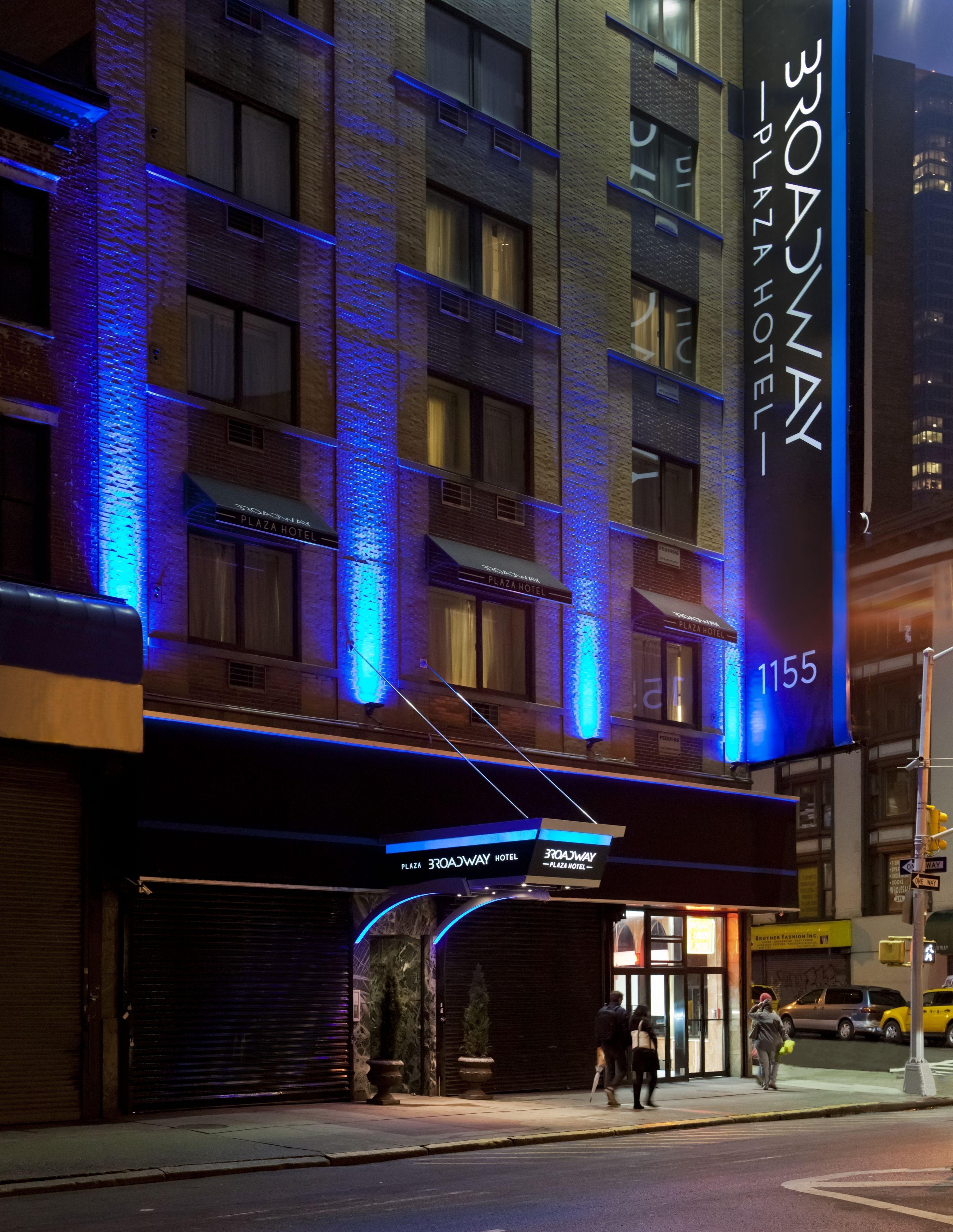 Broadway Plaza Hotel 4*