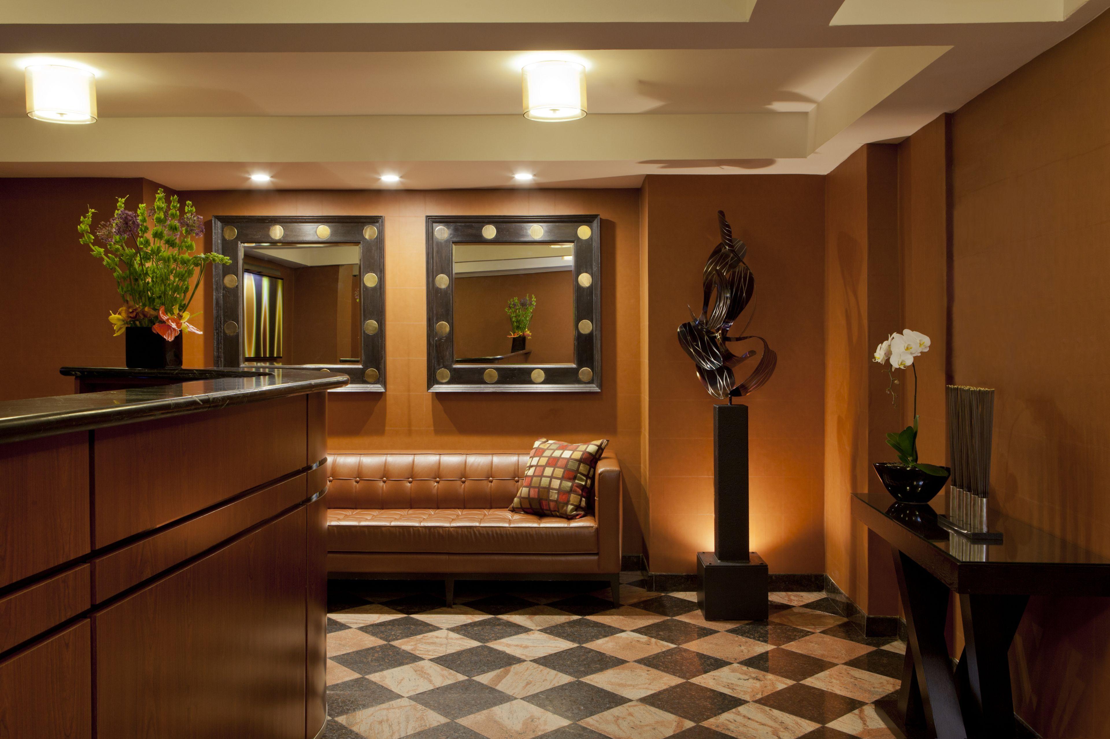 Hotel Broadway Plaza