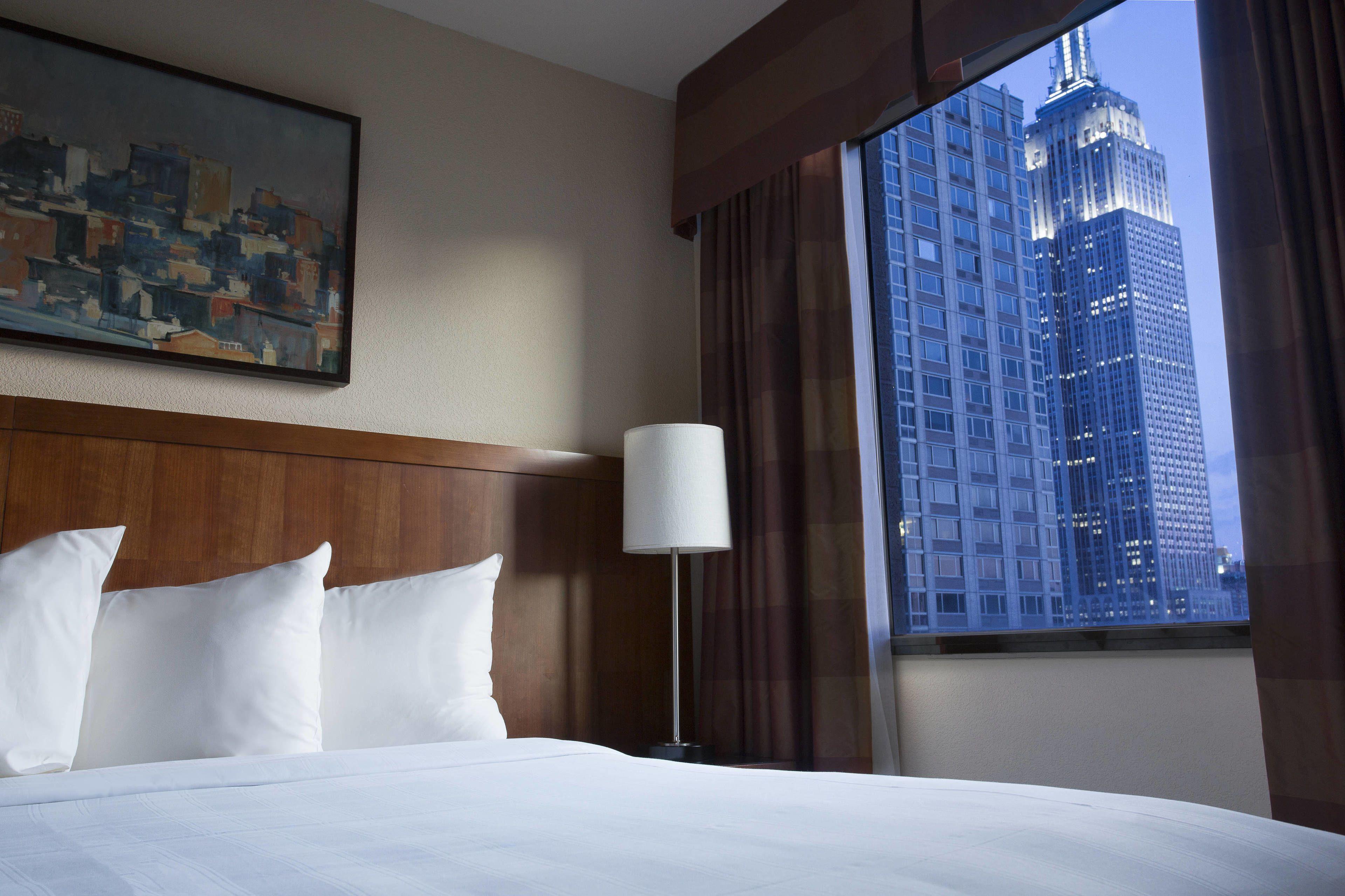 By Marriott Manhattan/times Square