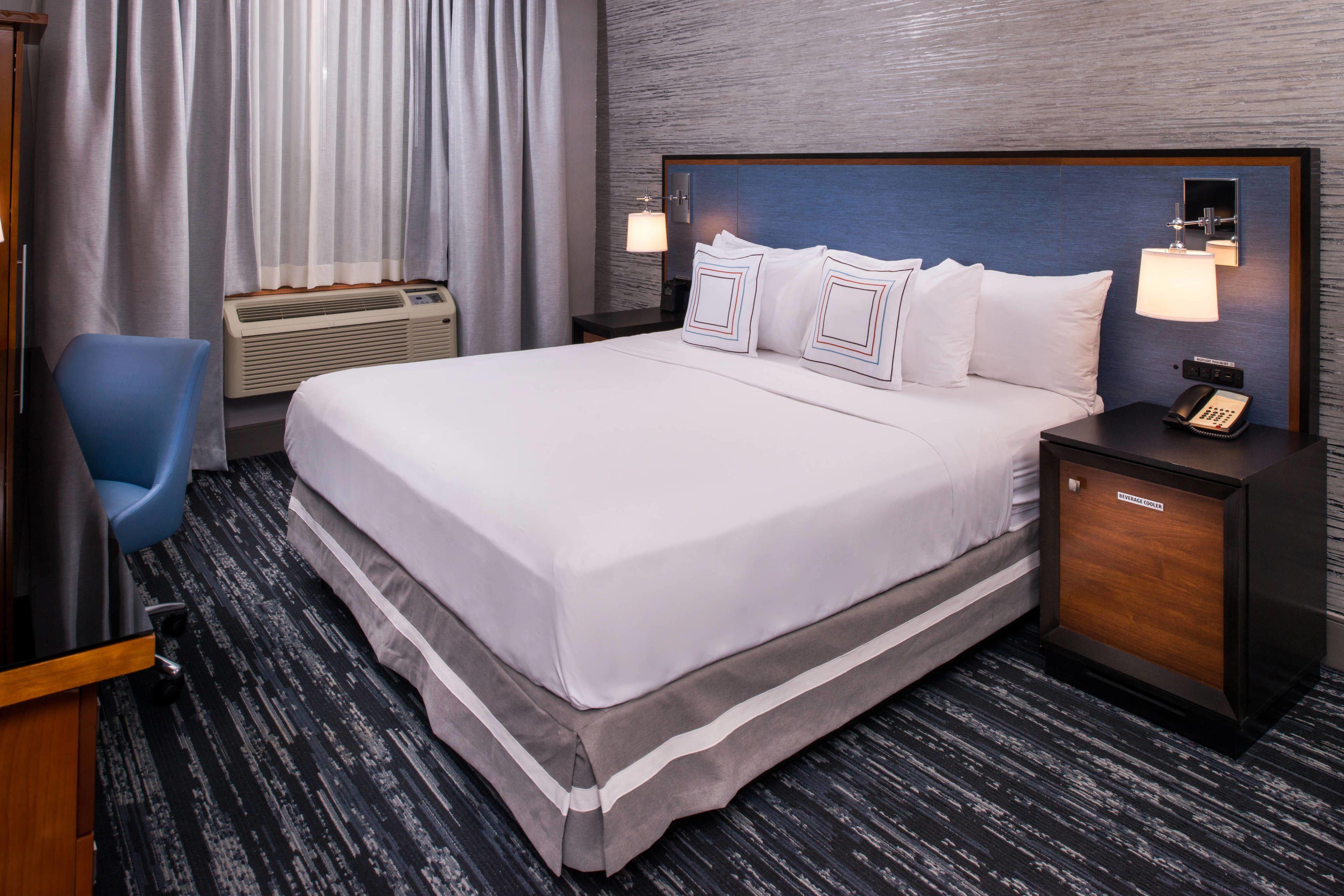 Hotel Fairfield & By Marriott Manhattan/times Square South 4*