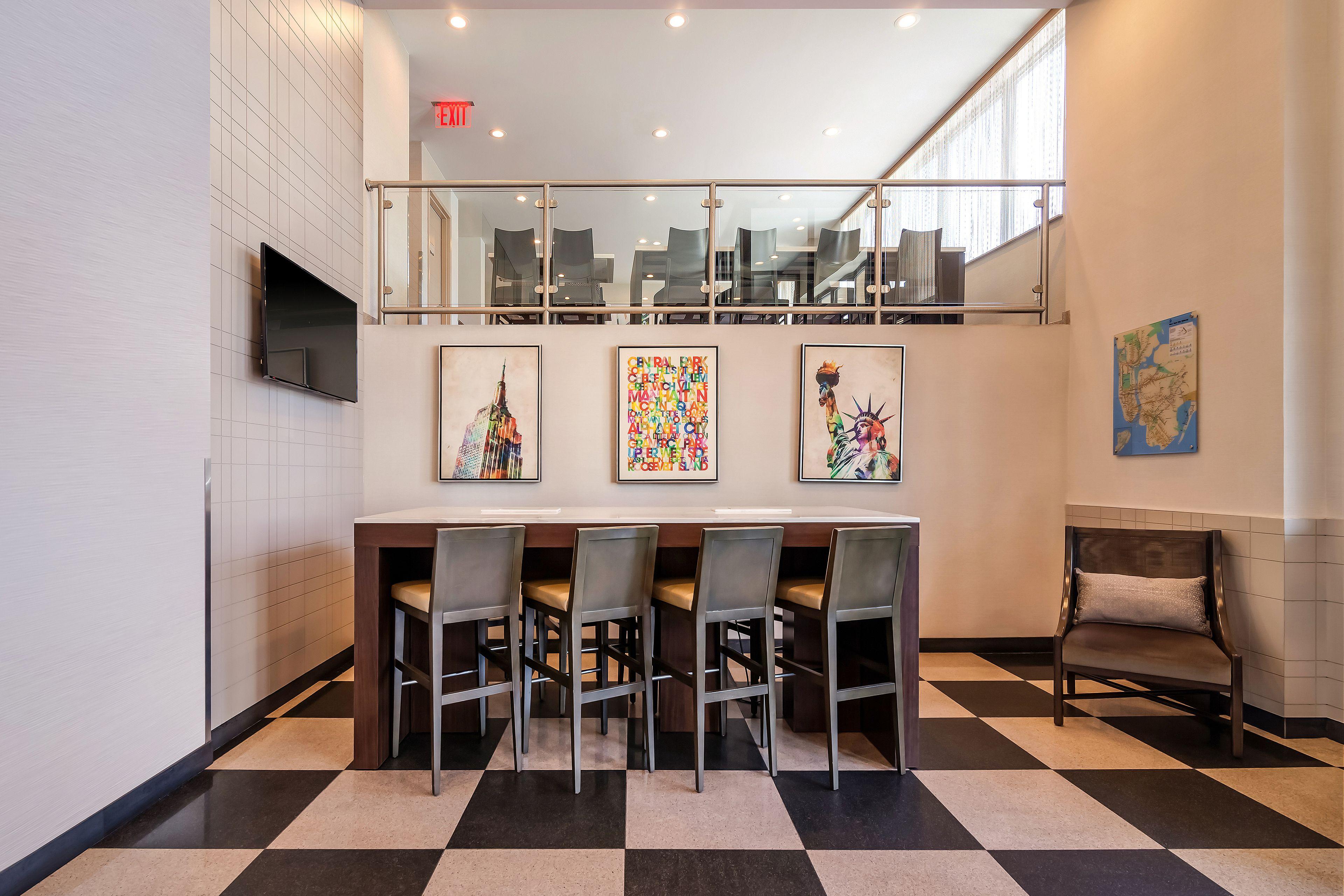 Hotel Western Plaza New York