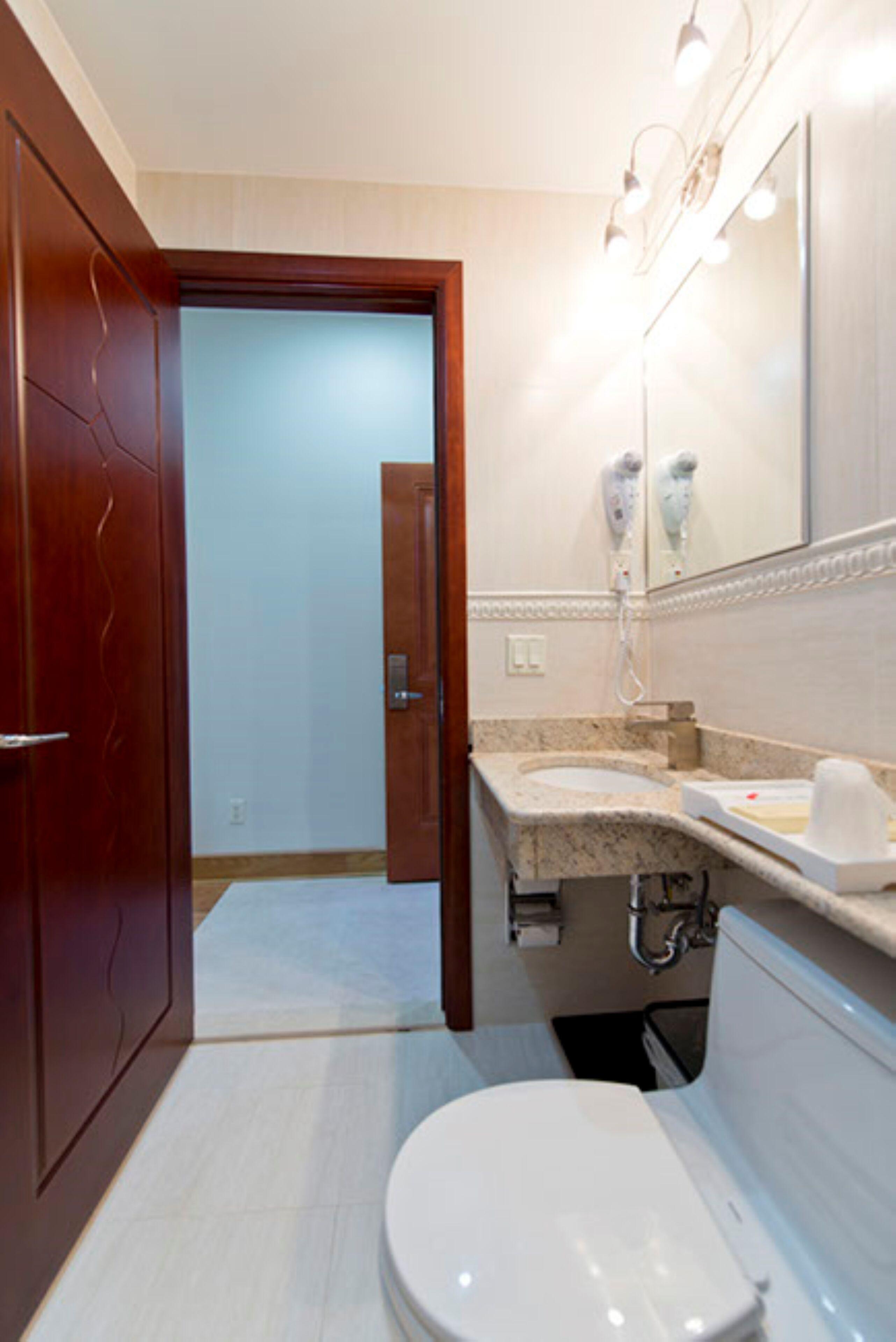 Hotel Asiatic - Flushing New York