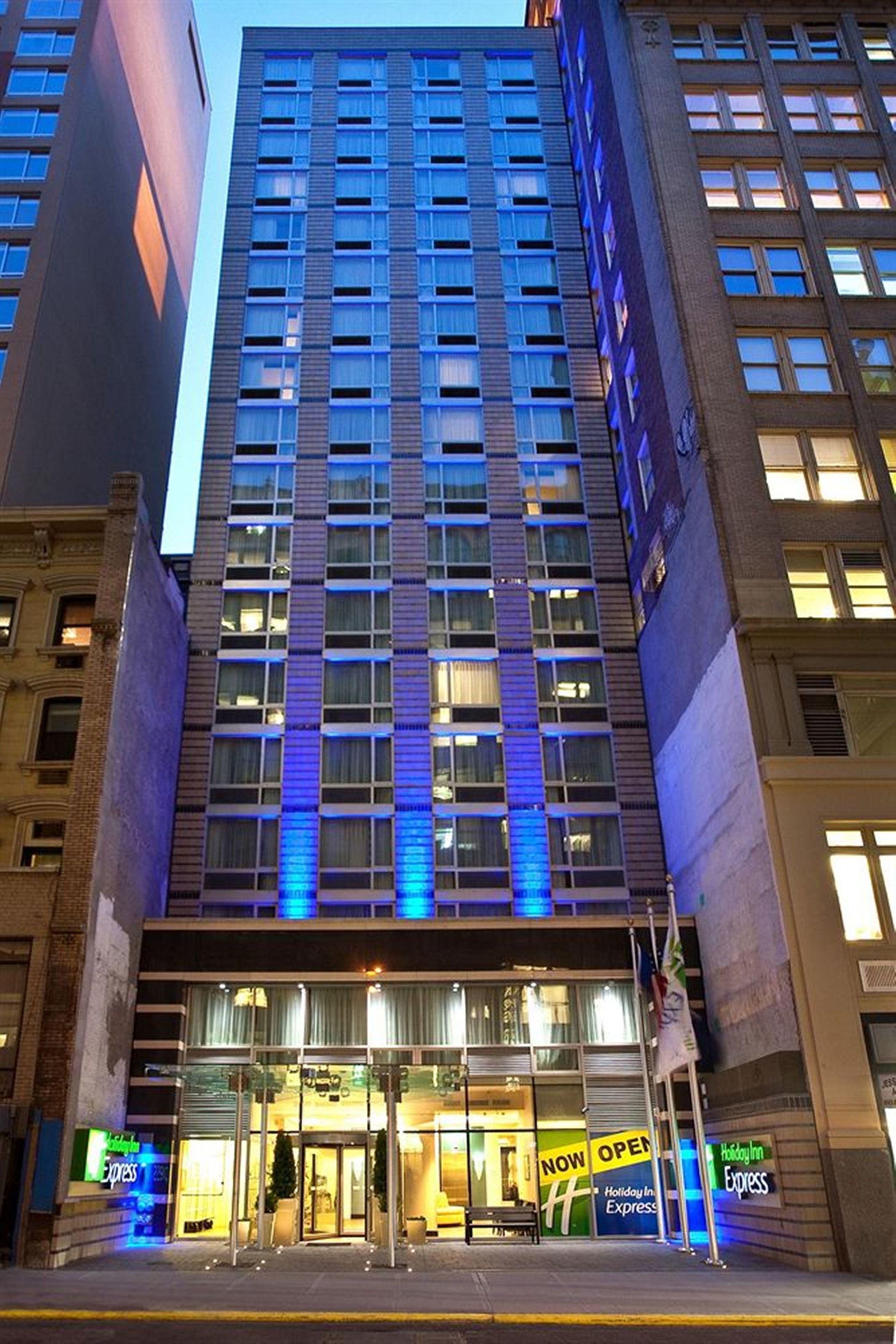 Express - Times Square South By Ihg Hotel 3*