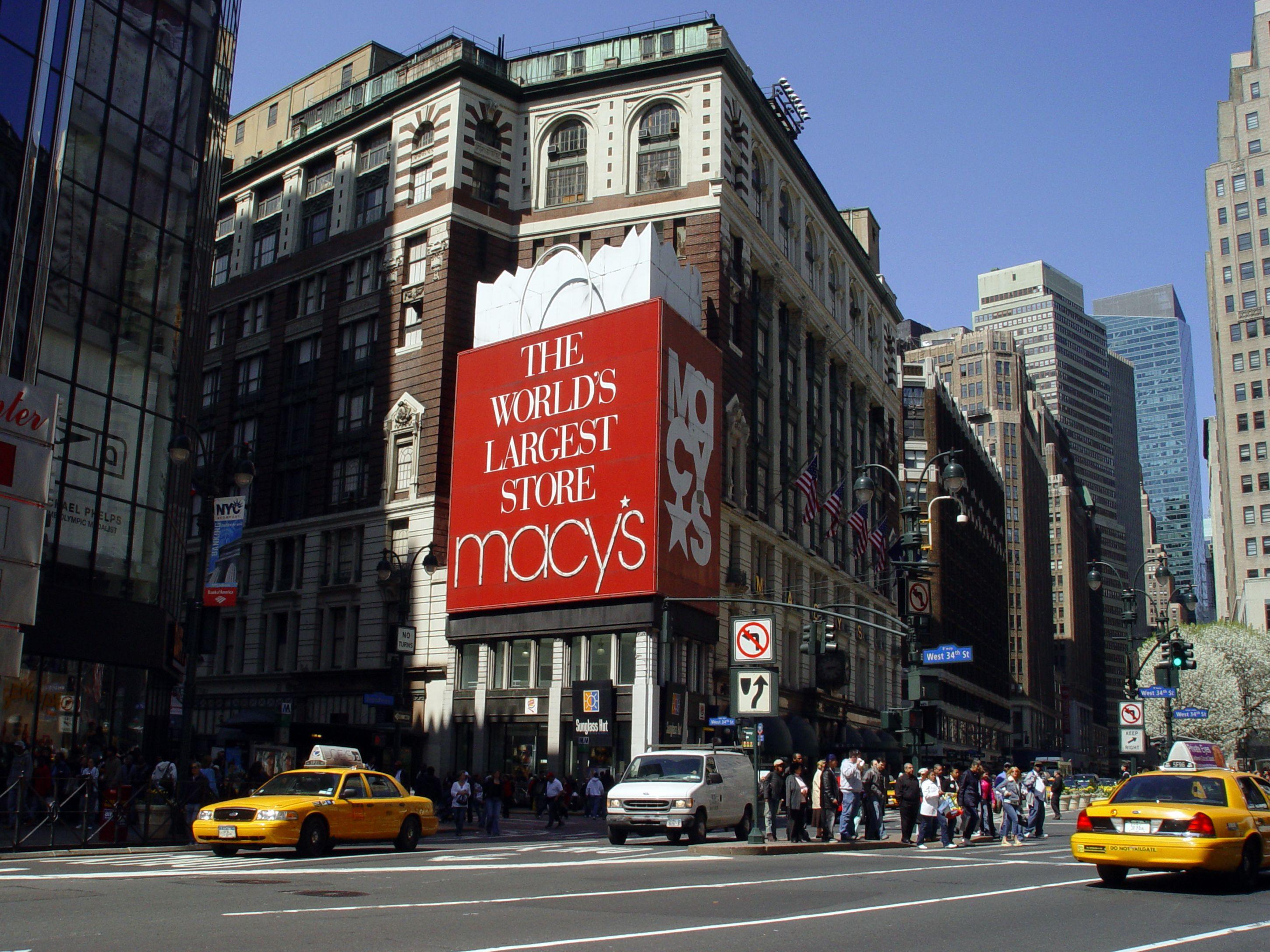 Macy Empire Apartment New York