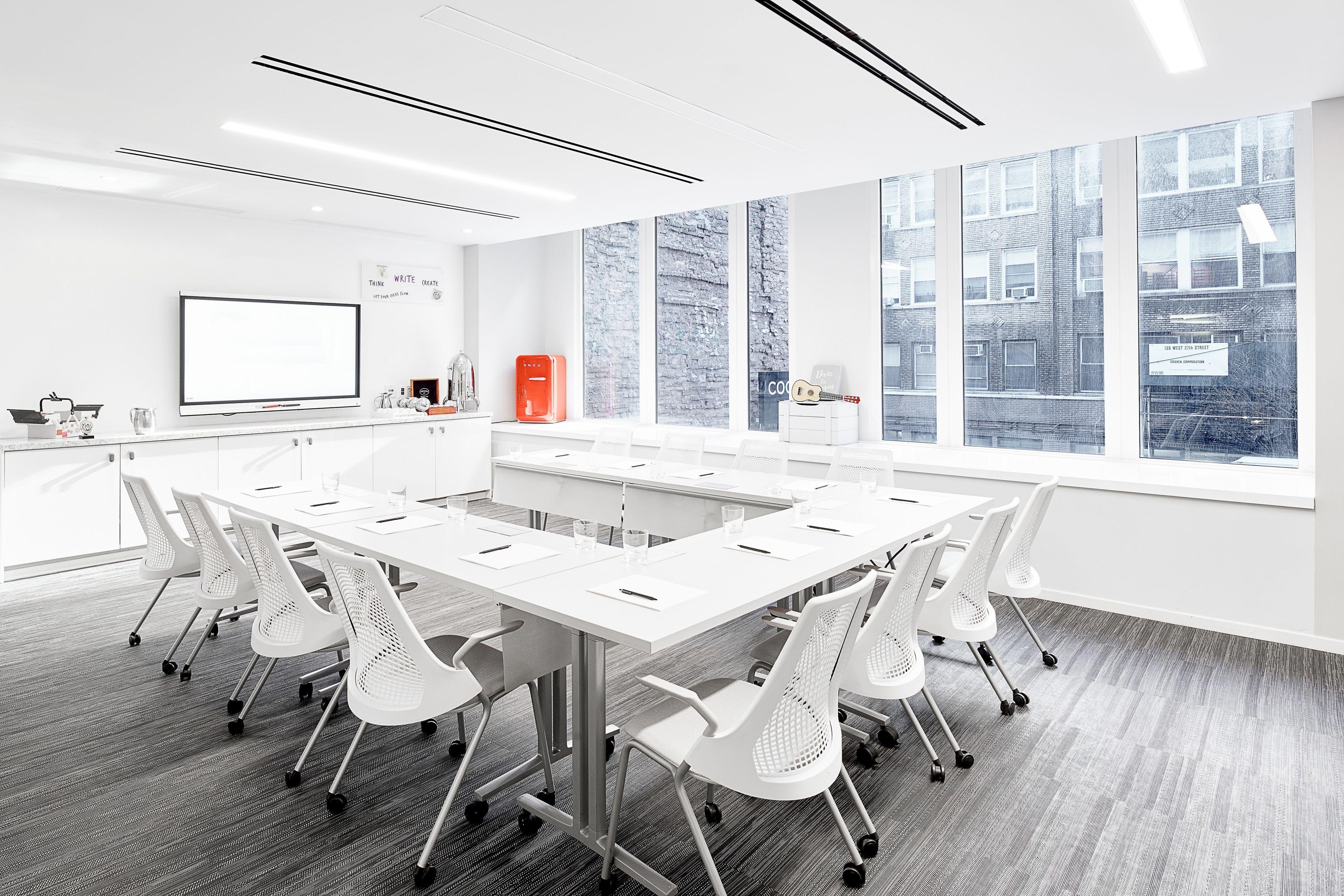 Hotel Innside By Melia Nomad 4*