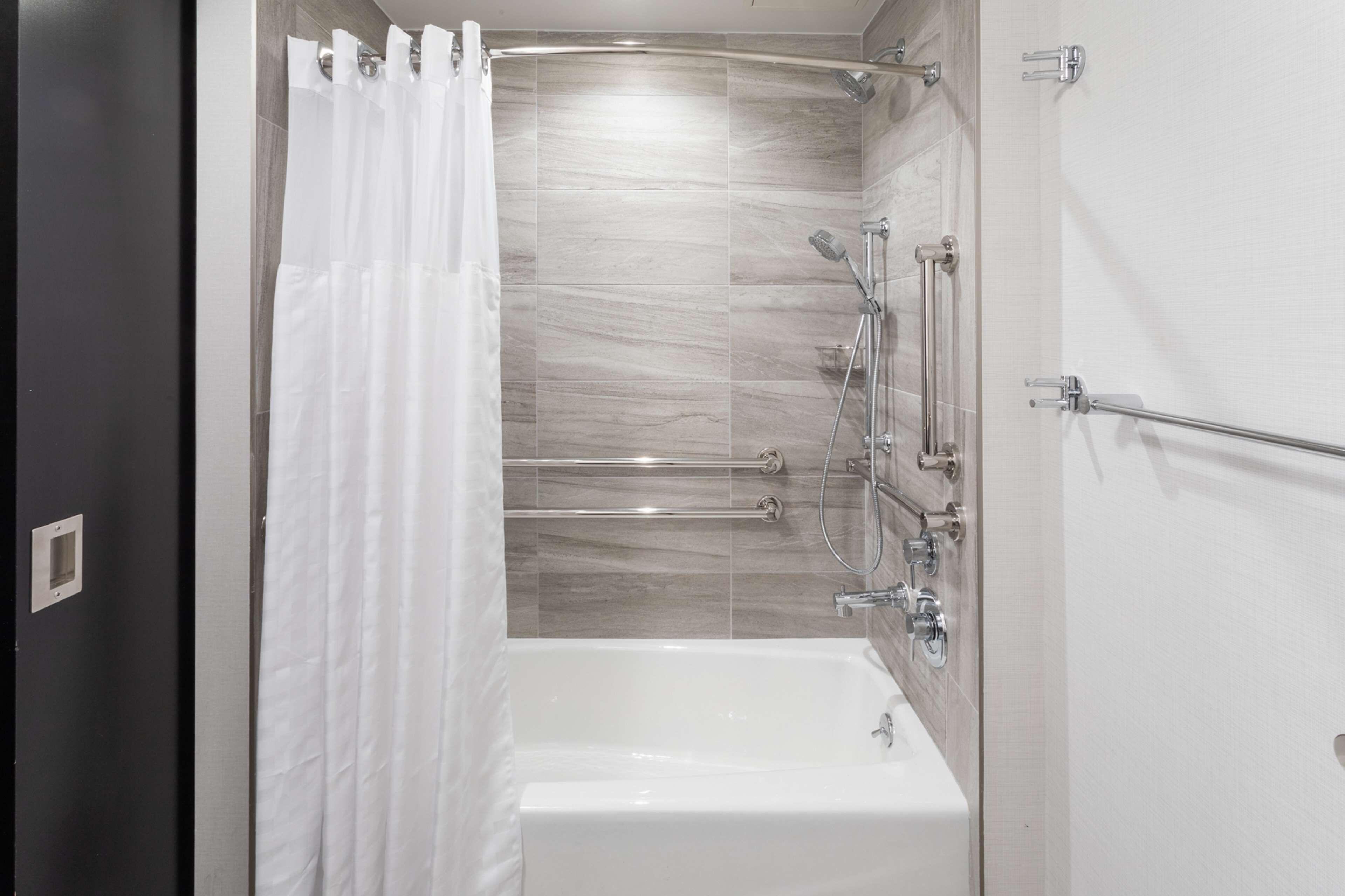 Doubletree By Hilton Times Square South 4*