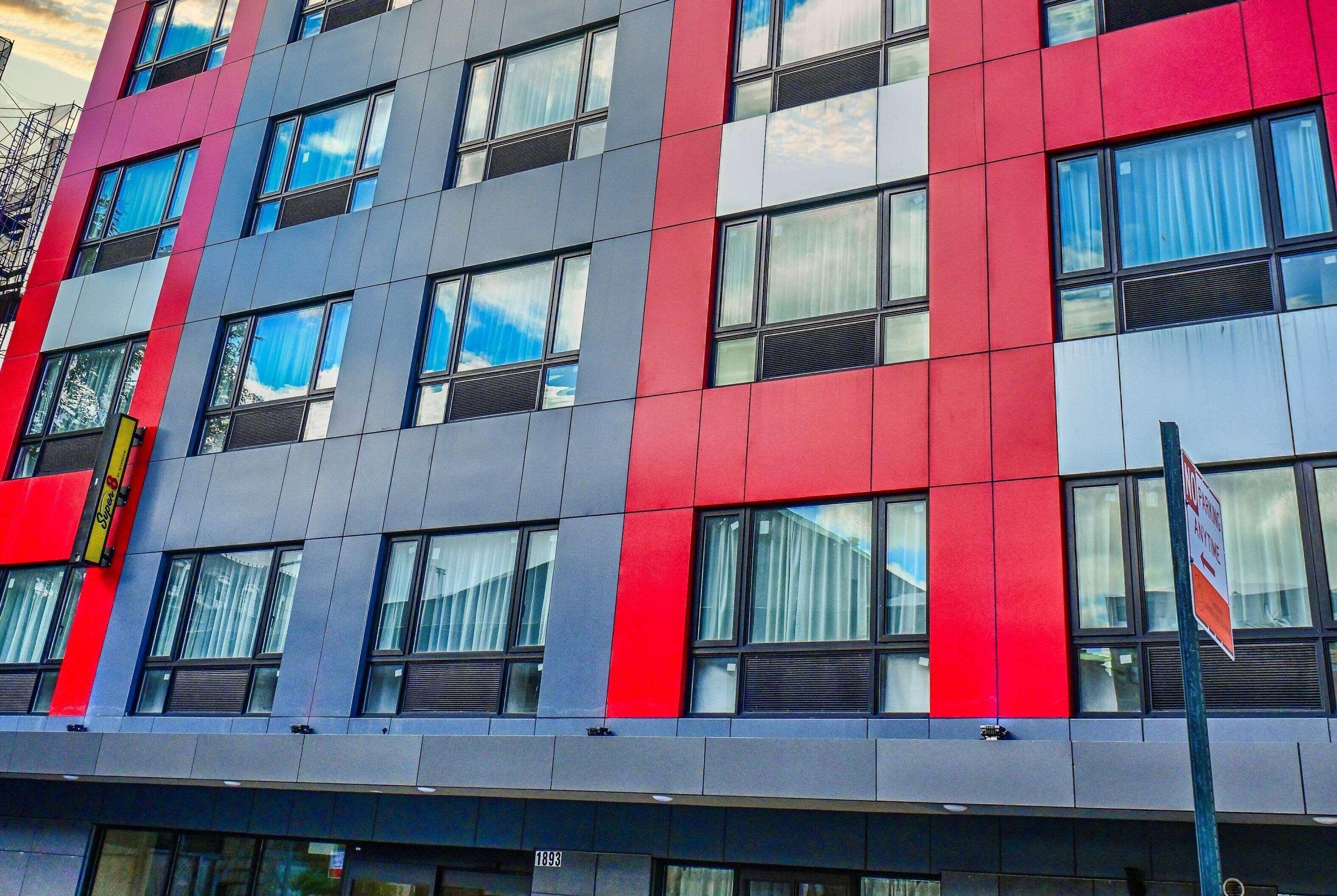 Super 8 By Wyndham Bronx Near Botanical Garden Hotel 2*