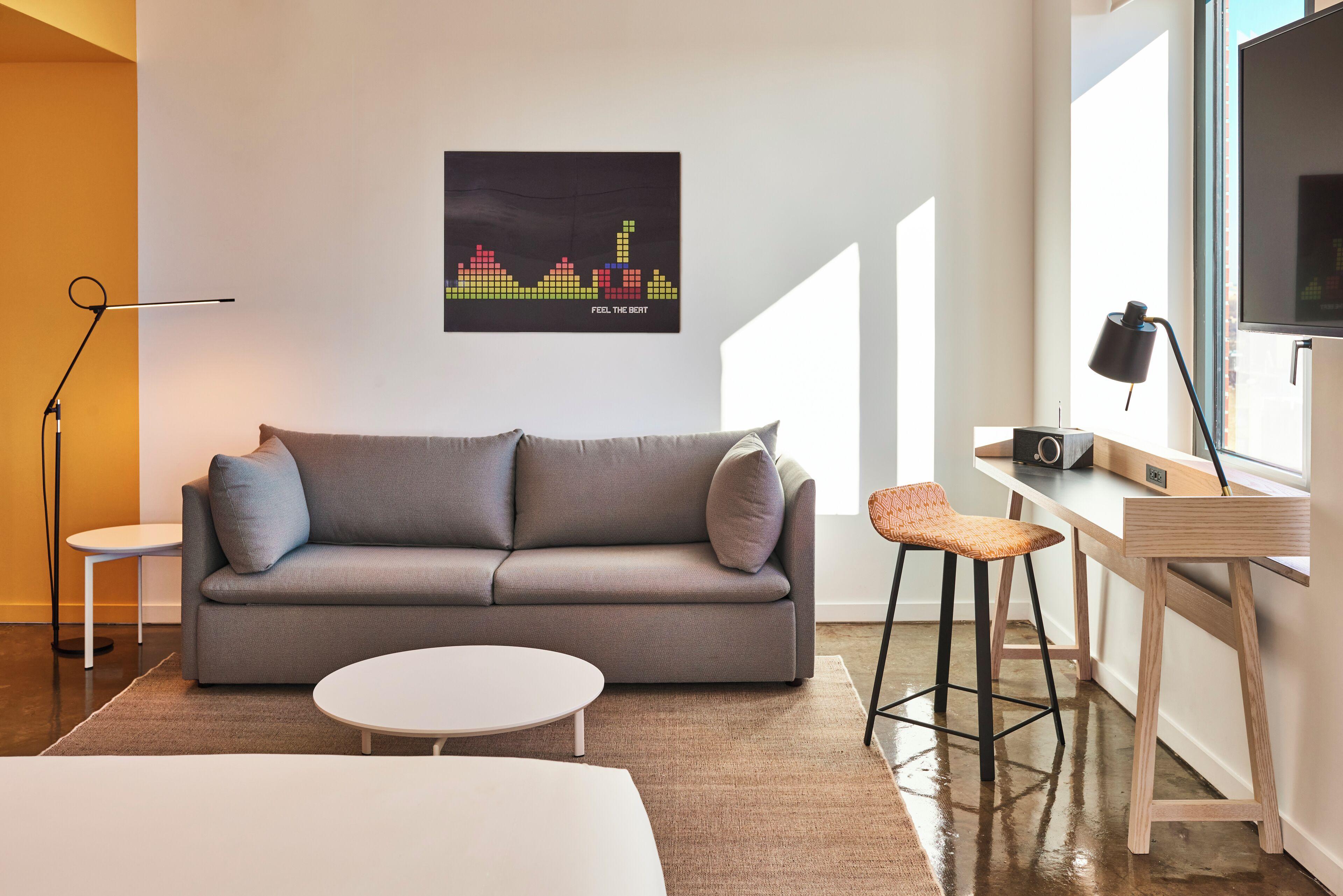 Radio Hotel New York