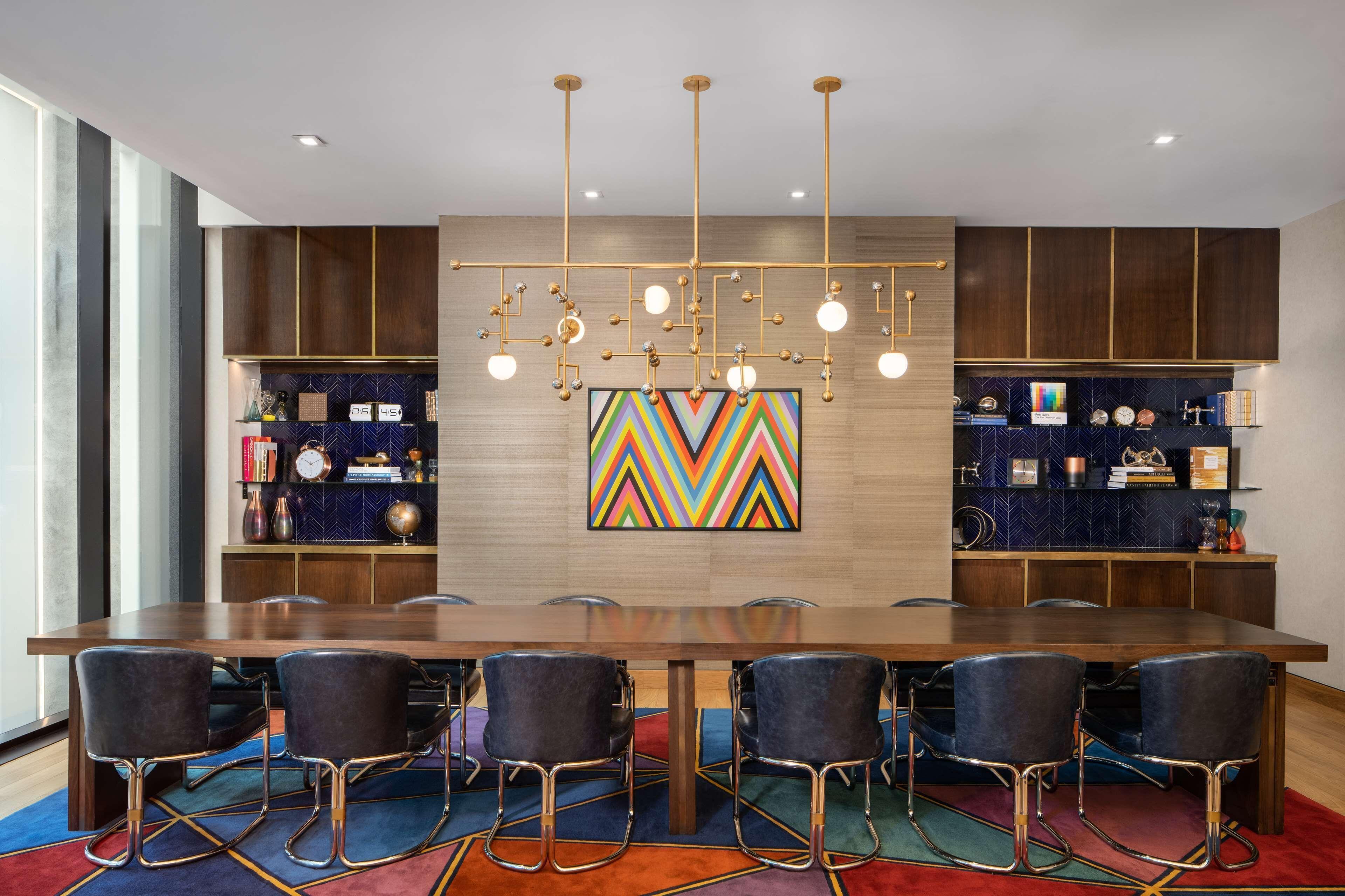 Motto By Hilton Chelsea Hotel