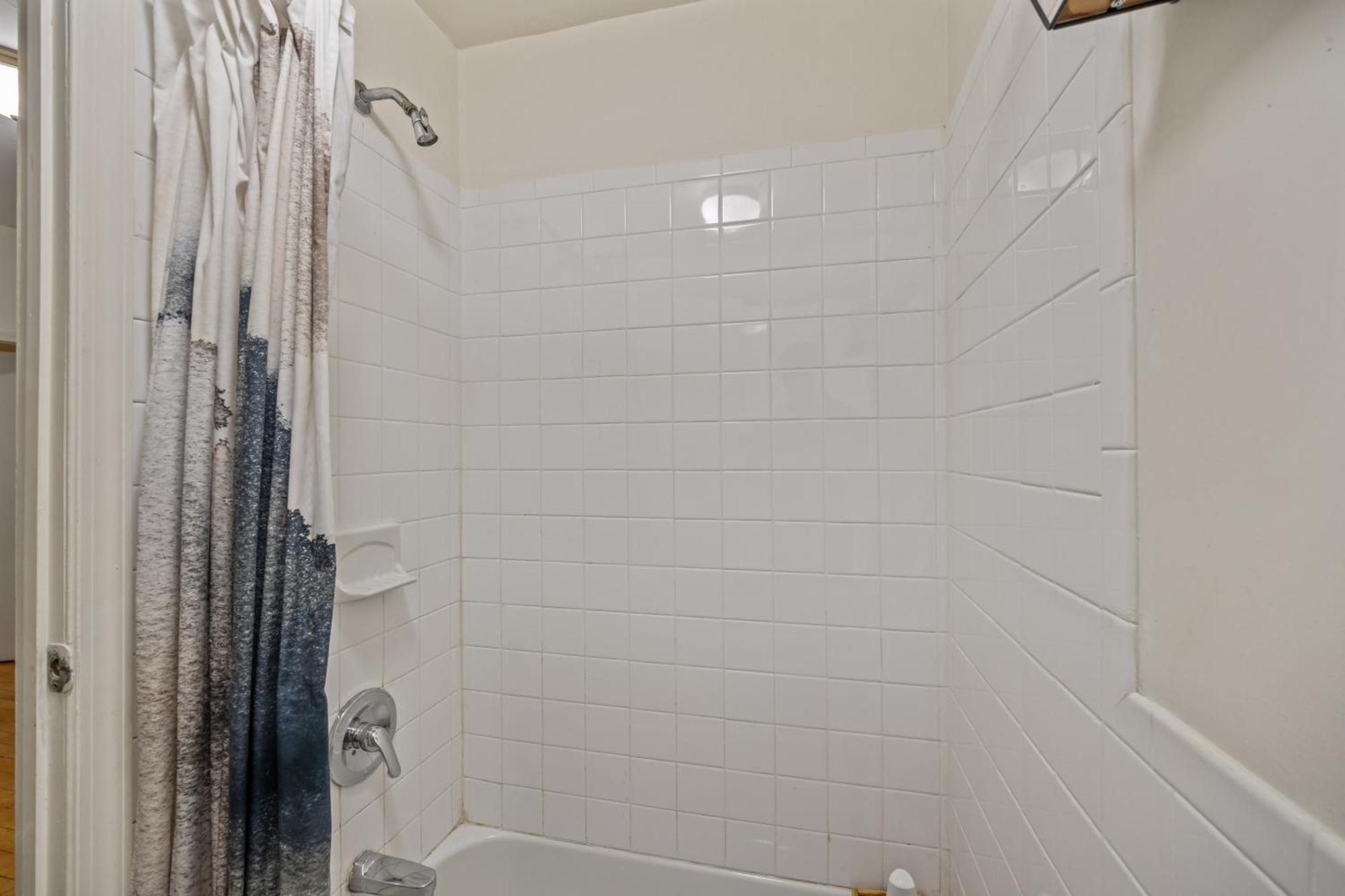 Heart Of Downtown Manhattan - Stylish One Bedroom In Vibrant Union Square Apartment