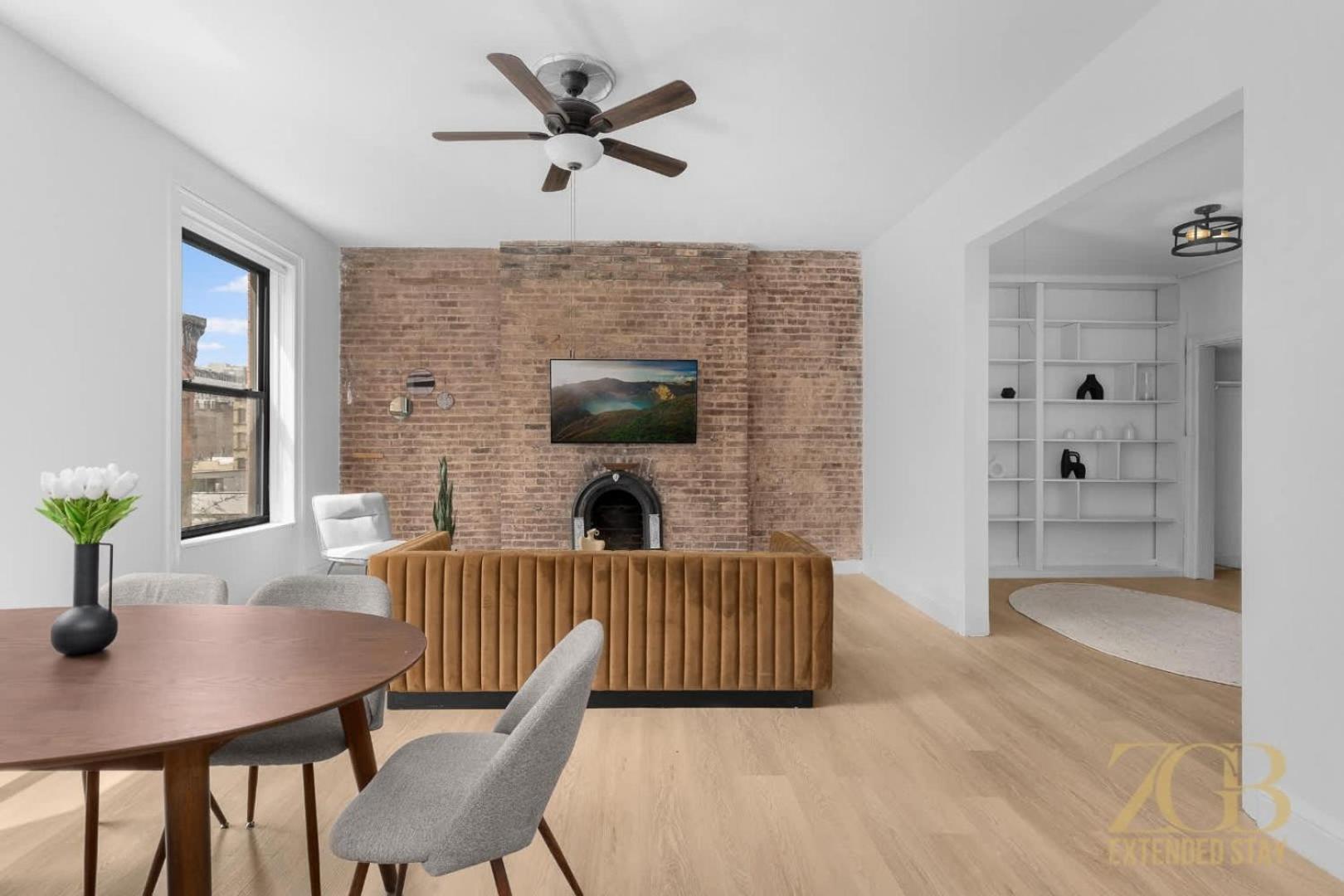 State-of-the-art Loft-style 2br - Laundry - Chelsea Apartment