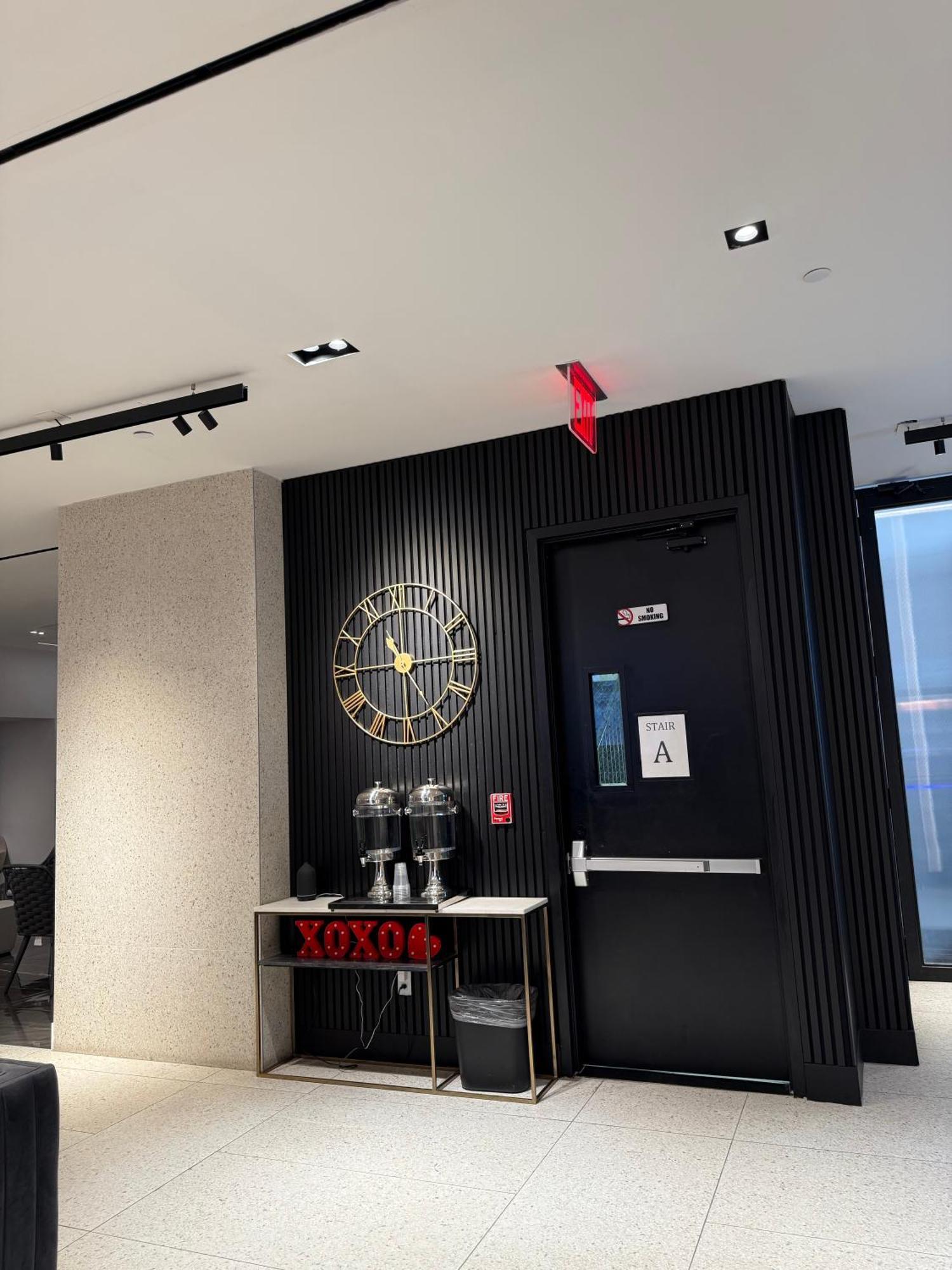 Nova Brooklyn Hotel 3*