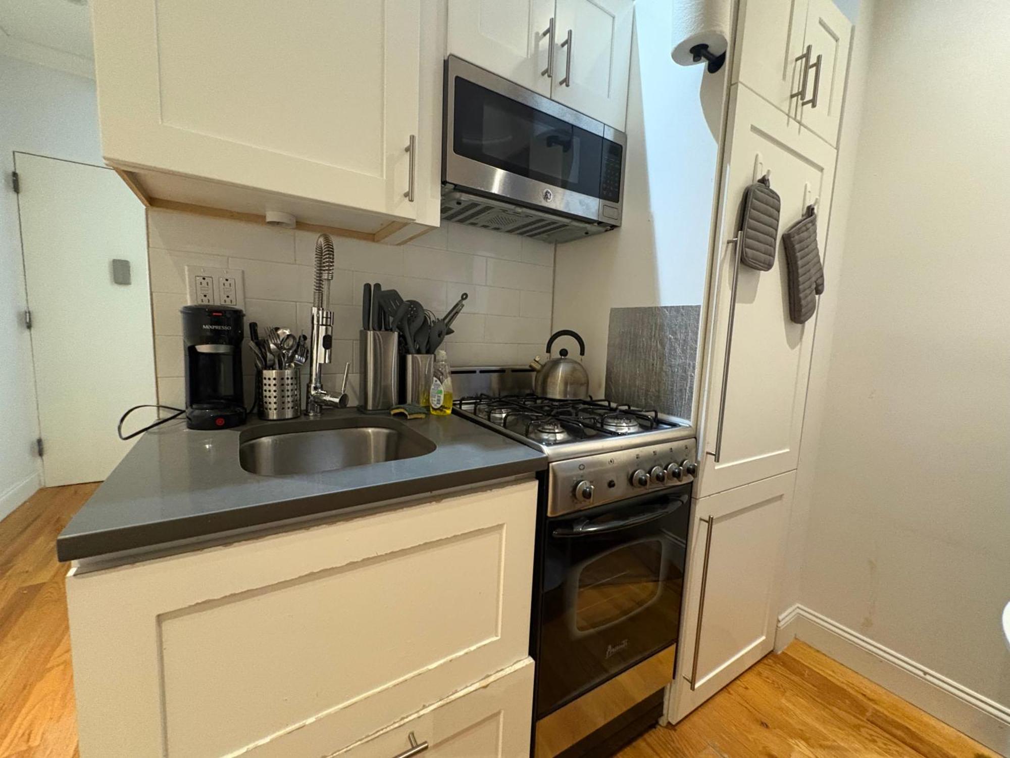 Signature By Times Square Apartment *