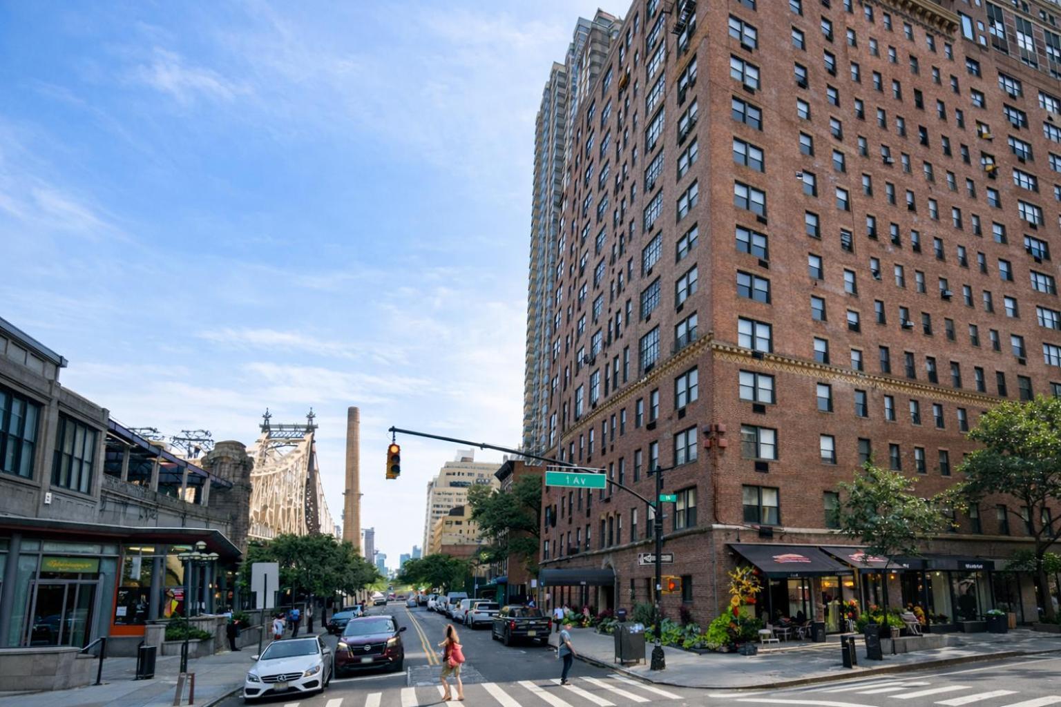 Modern Loft Apartments, Stylish Design Near Midtown